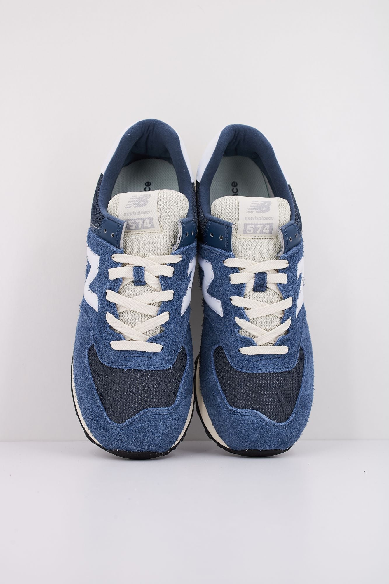 NEW BALANCE U574 RBJ en color AZUL (3)