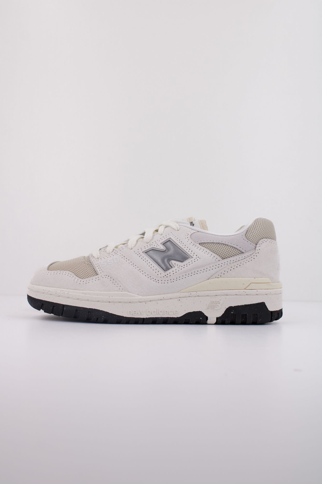 NEW BALANCE BBW550  en color BLANCO (1)