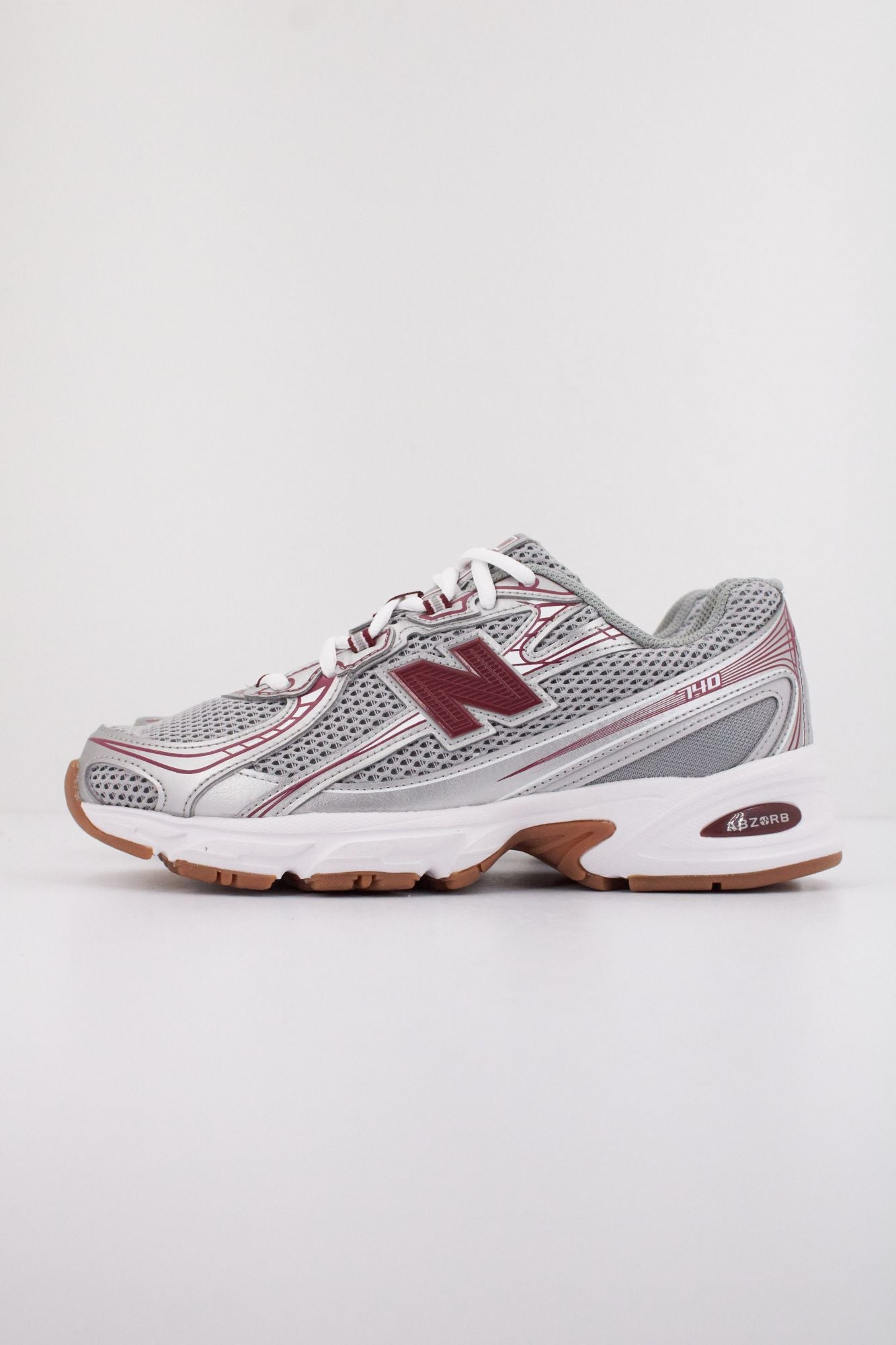 NEW BALANCE U740 MS2  en color GRIS (1)