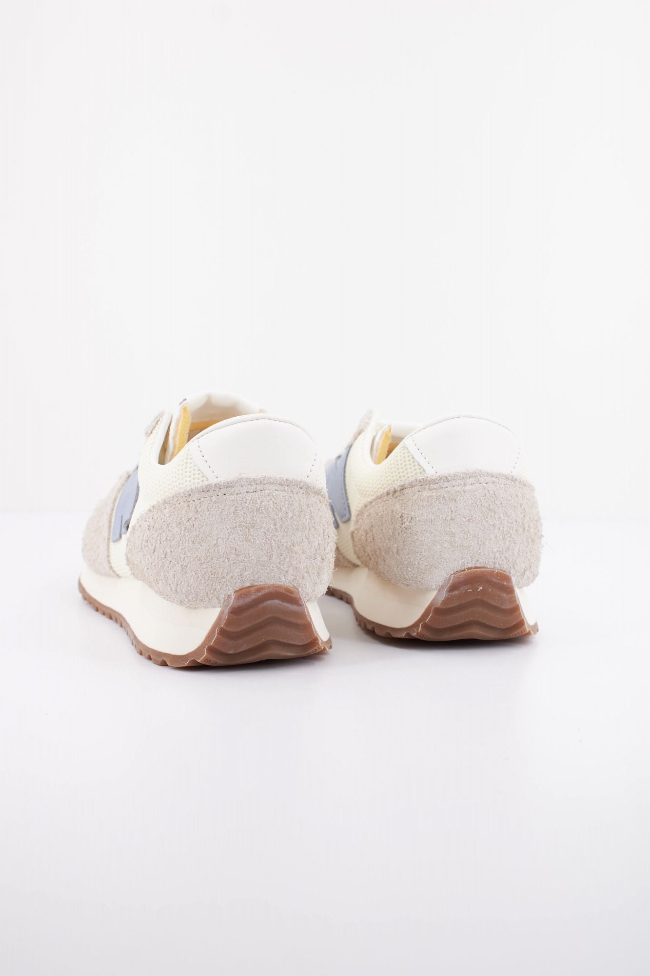 NEW BALANCE U471 AA en color BEIS (4)