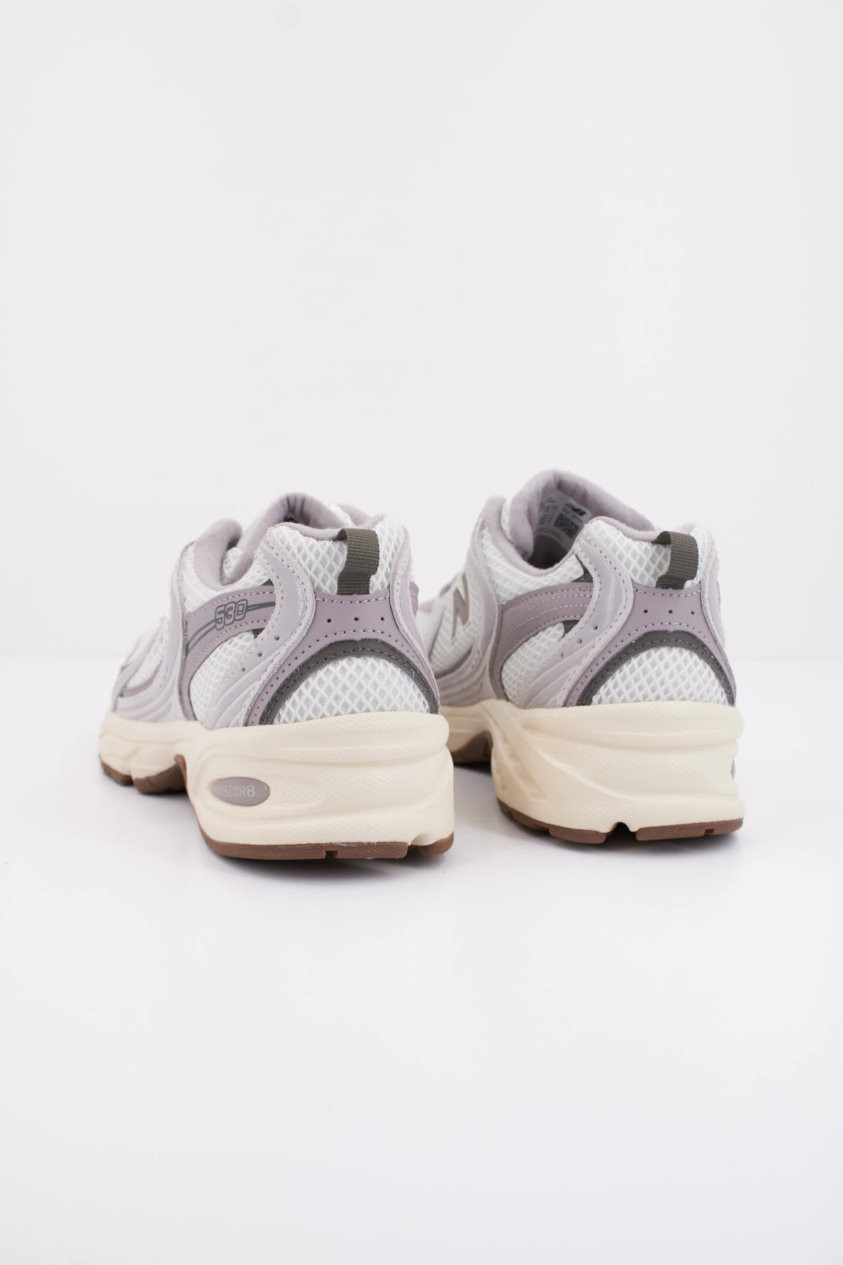 NEW BALANCE U5307  en color GRIS (4)
