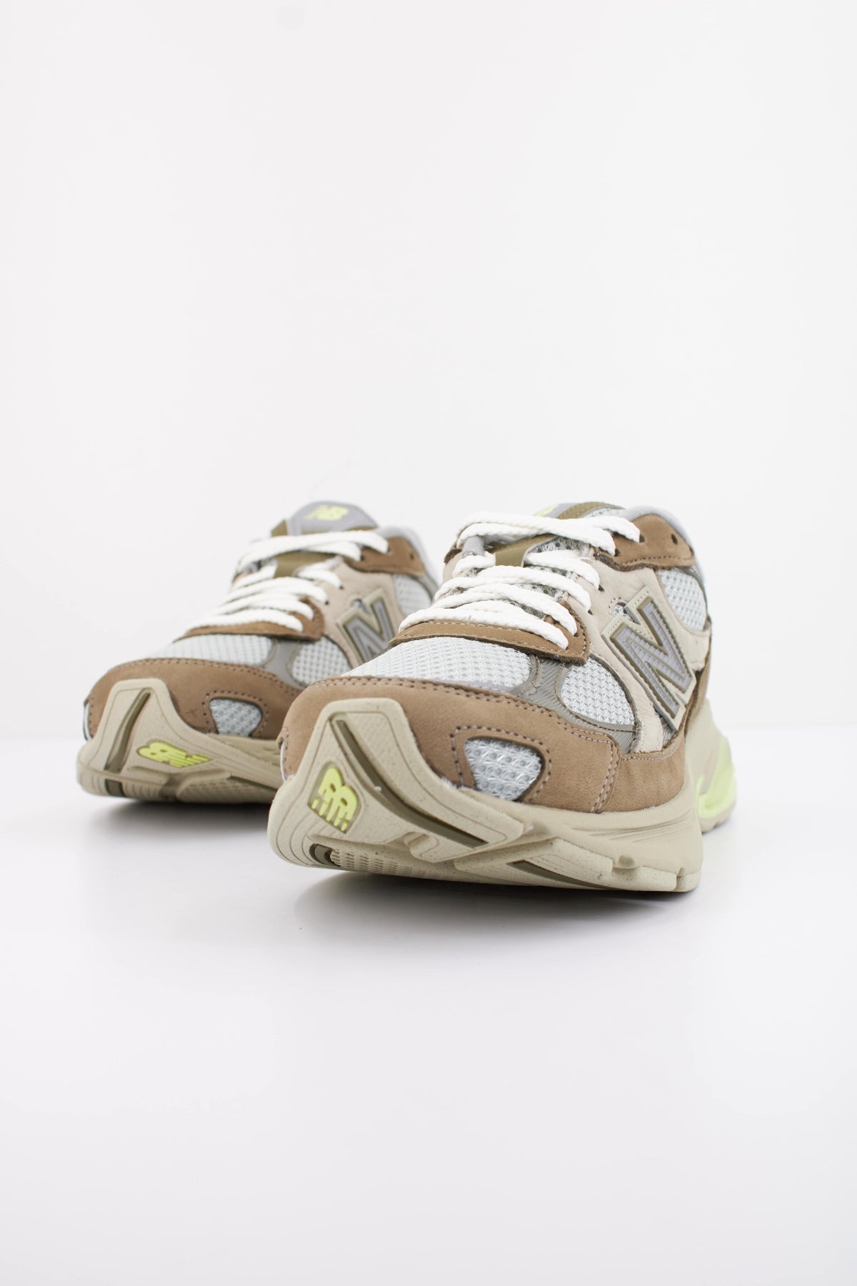 NEW BALANCE U20101 en color VERDE (2)
