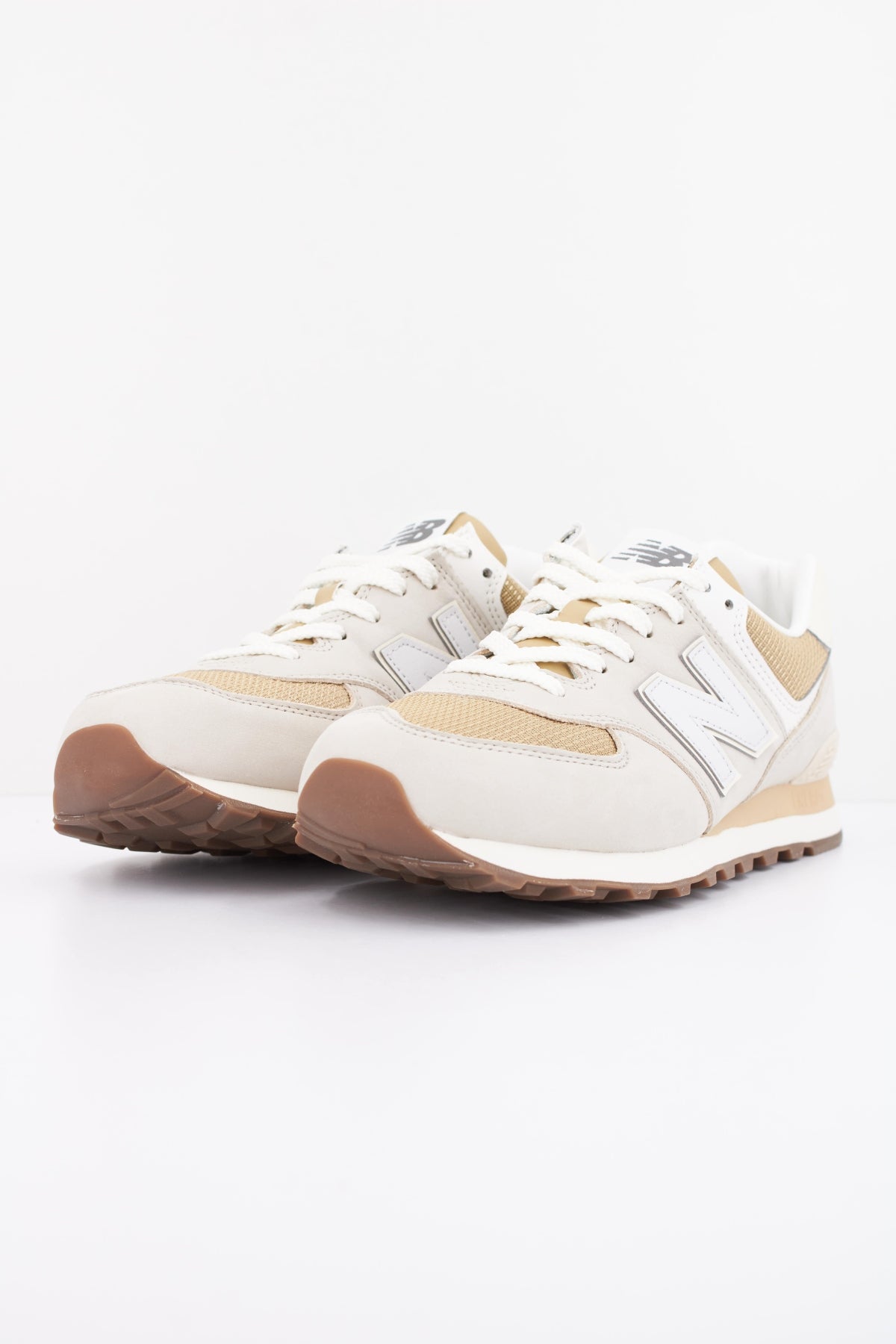 NEW BALANCE U574  en color MARRON (2)