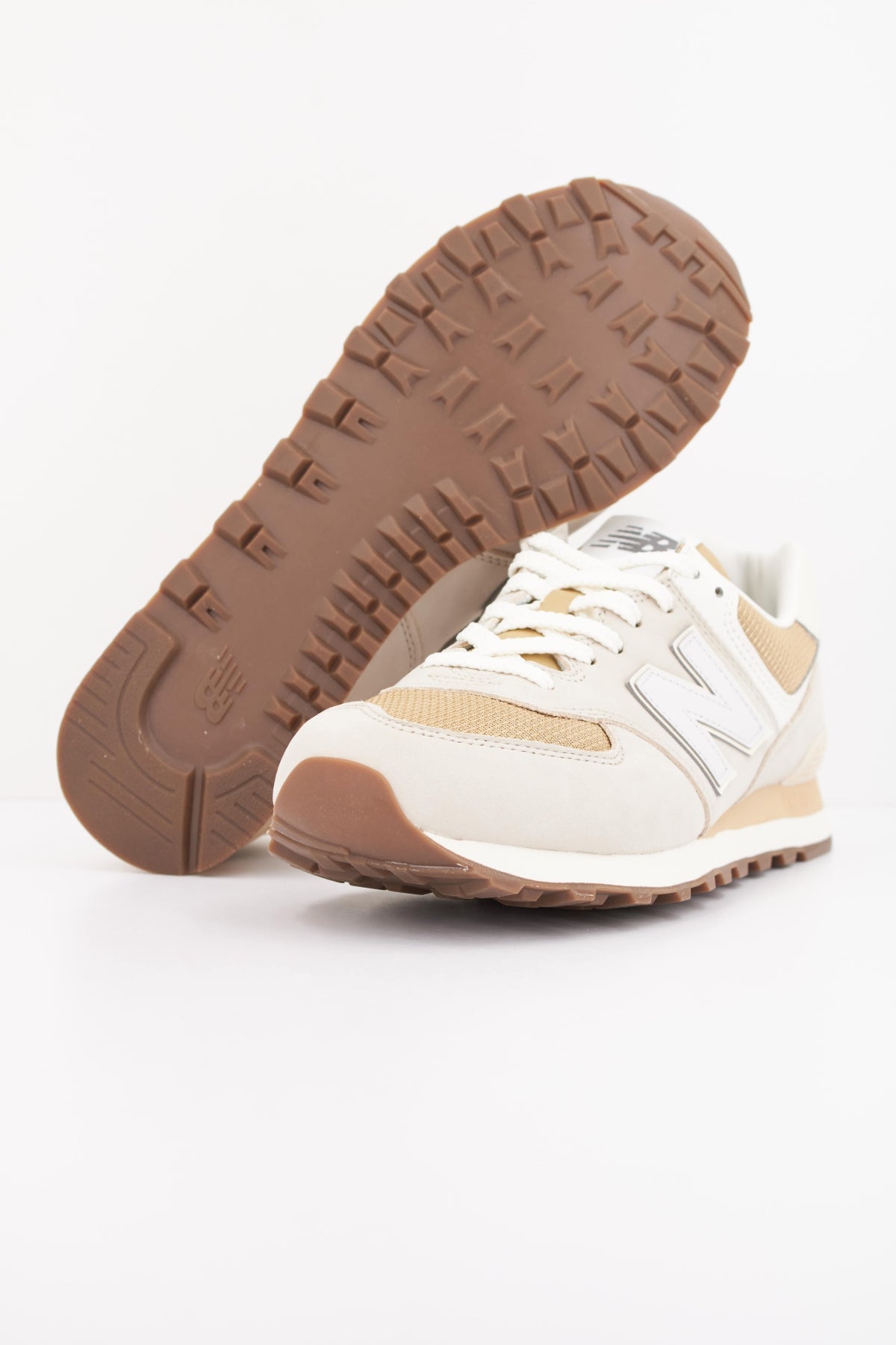NEW BALANCE U574  en color MARRON (5)
