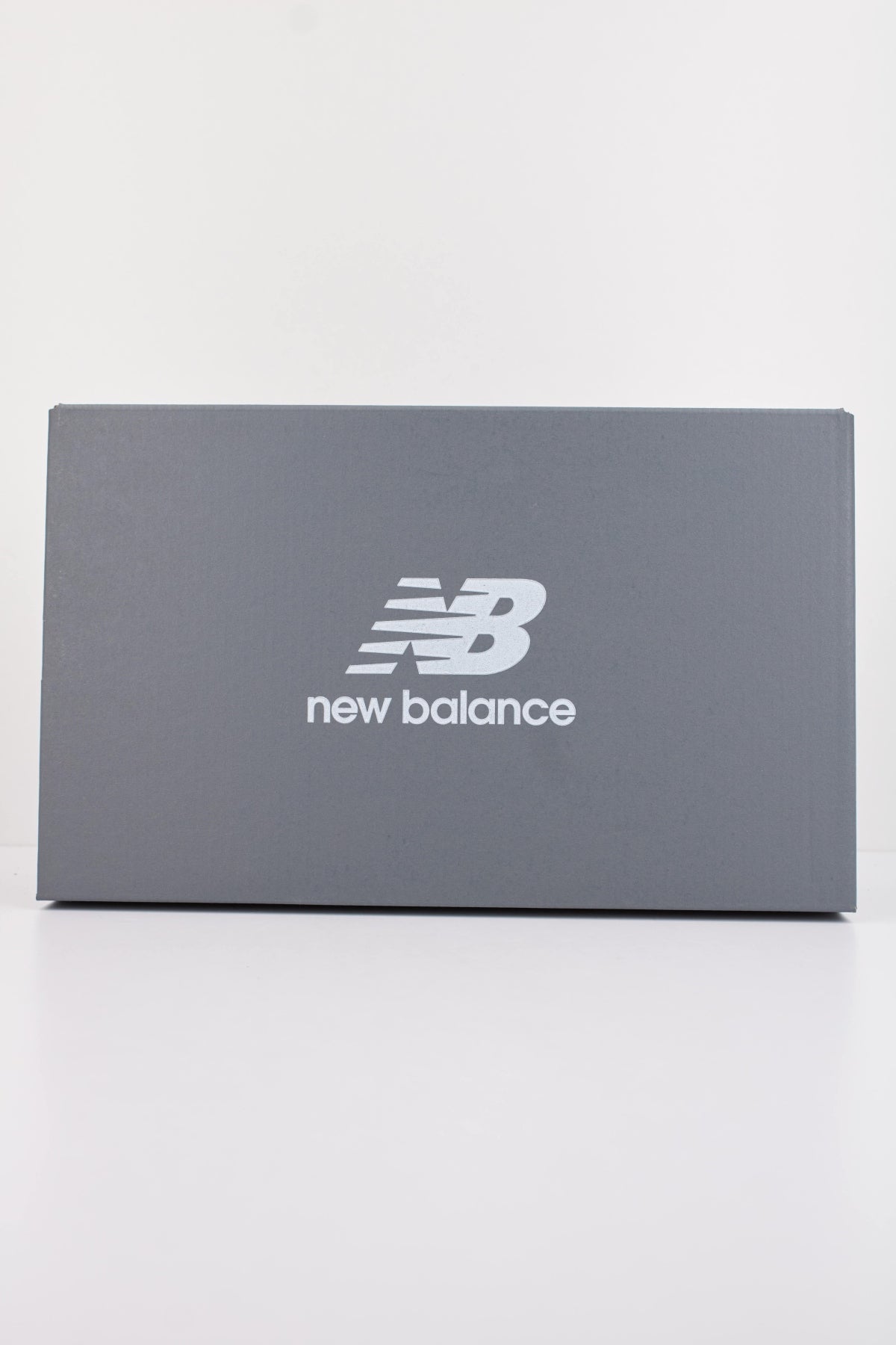 NEW BALANCE U574  en color MARRON (6)