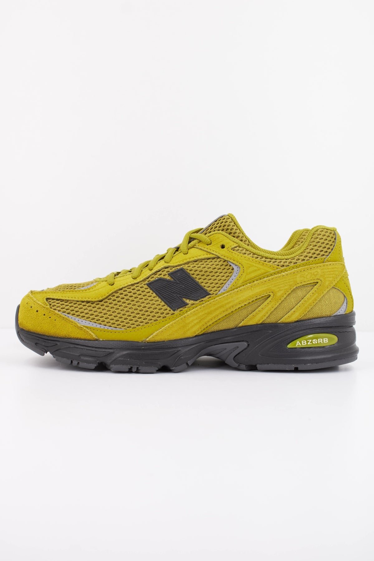 NEW BALANCE U509 en color VERDE (1)