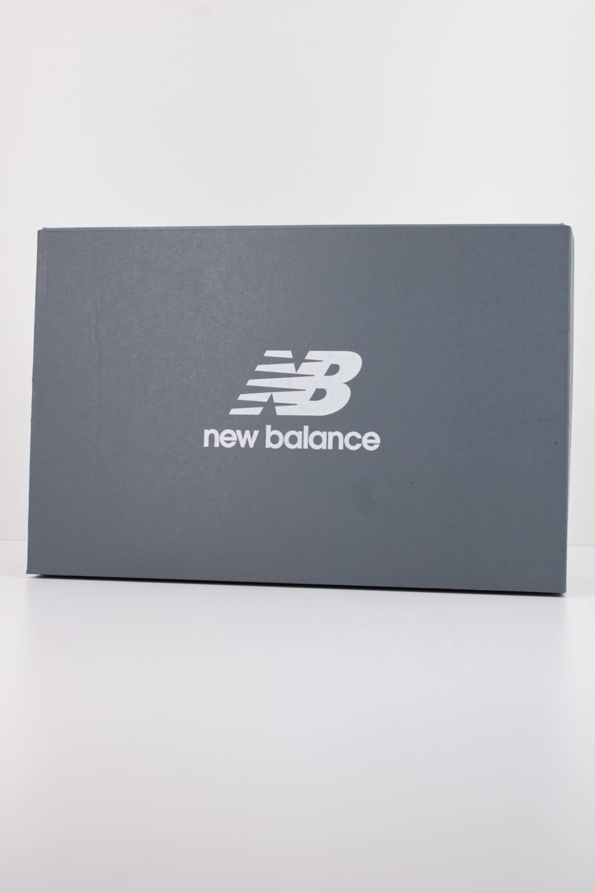NEW BALANCE U740  en color GRIS (6)