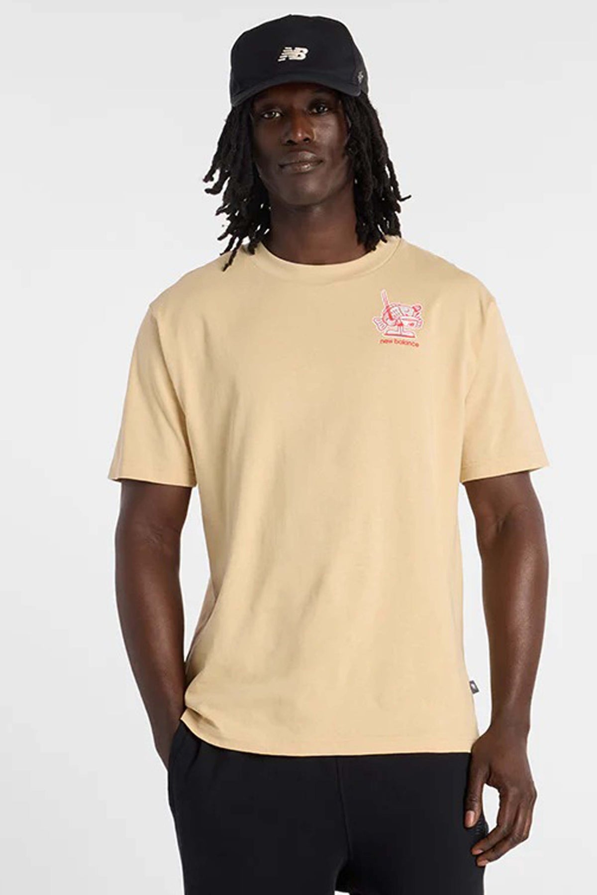 NEW BALANCE CAMISETA RAM SS en color BEIS (1)