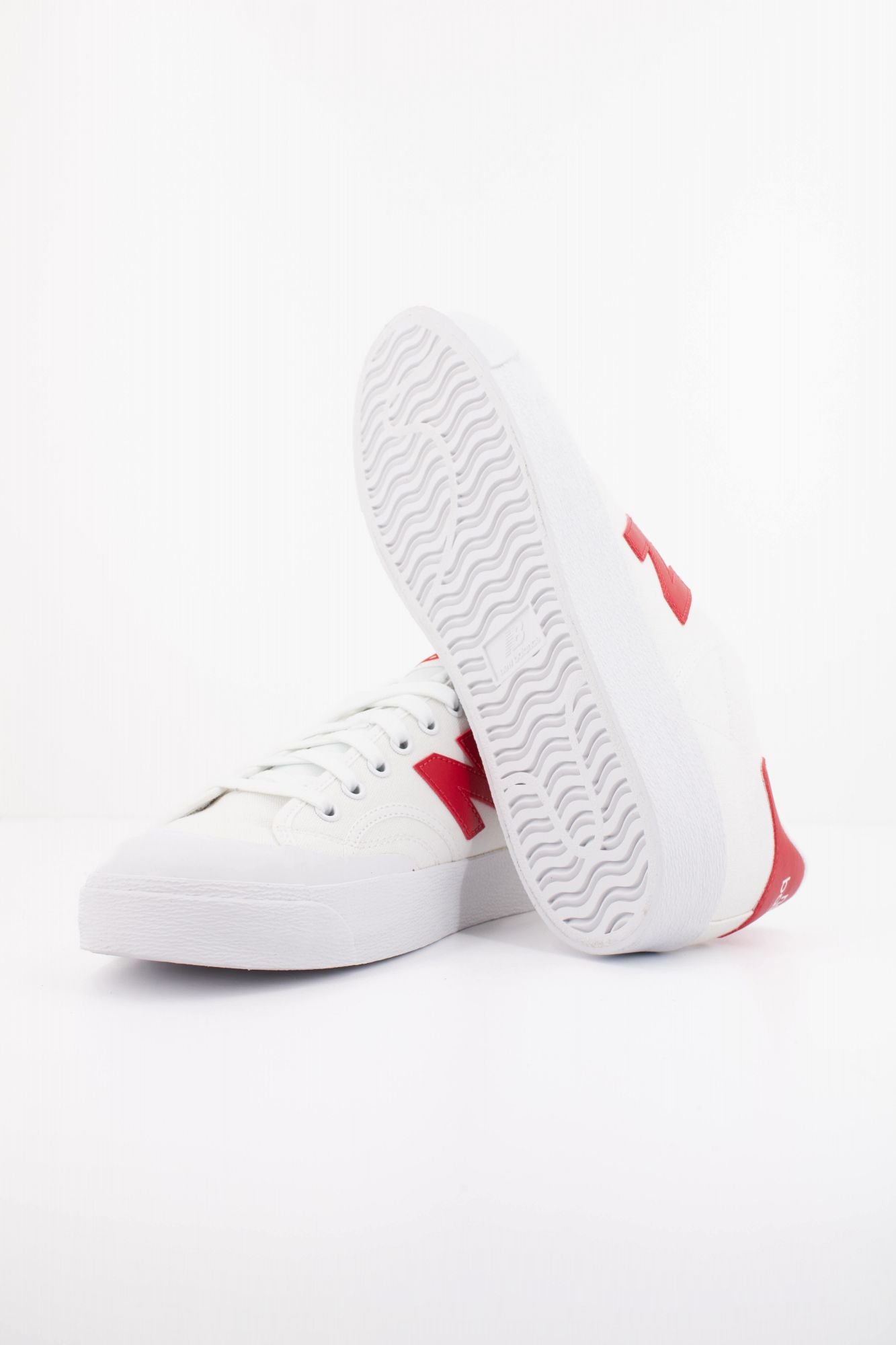 NEW BALANCE BB100 CRD en color BLANCO (5)
