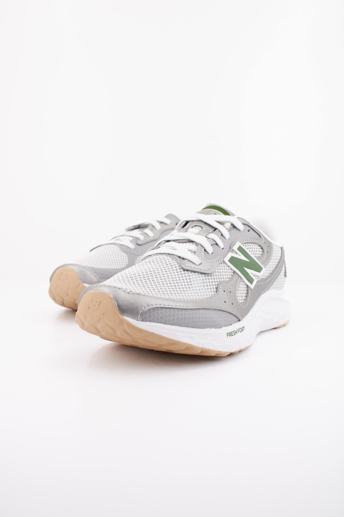 NEW BALANCE MARIST A4 en color GRIS (2)