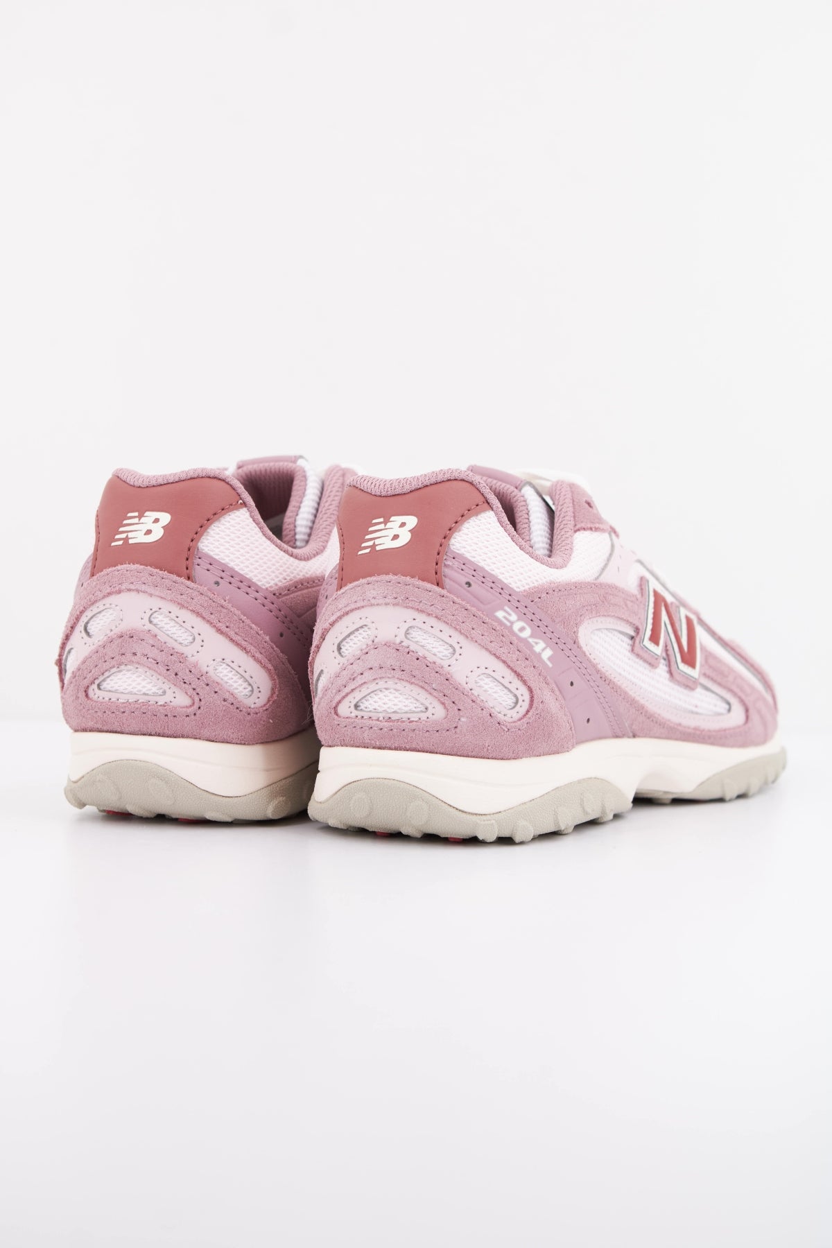 NEW BALANCE U204L  en color ROSA (4)