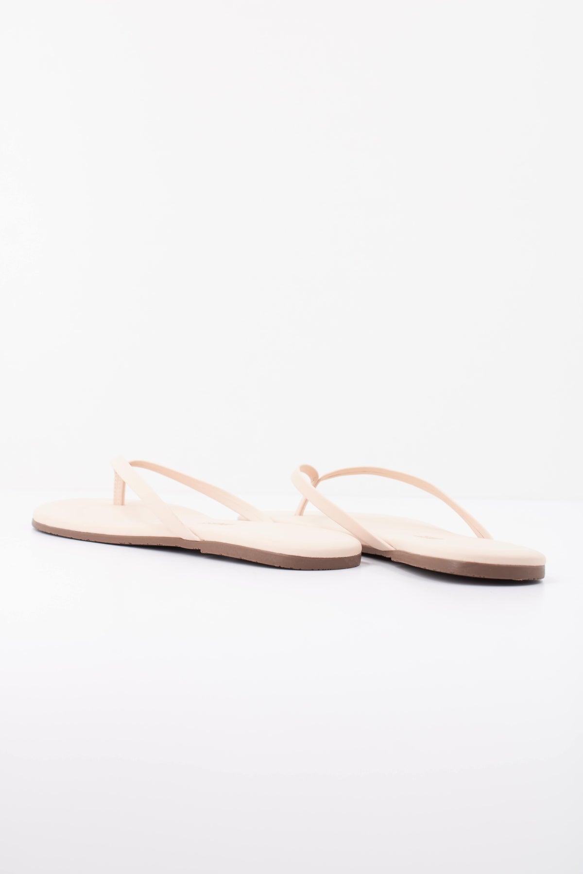 TKEES  SANDALIA PLANA  en color NUDE (4)