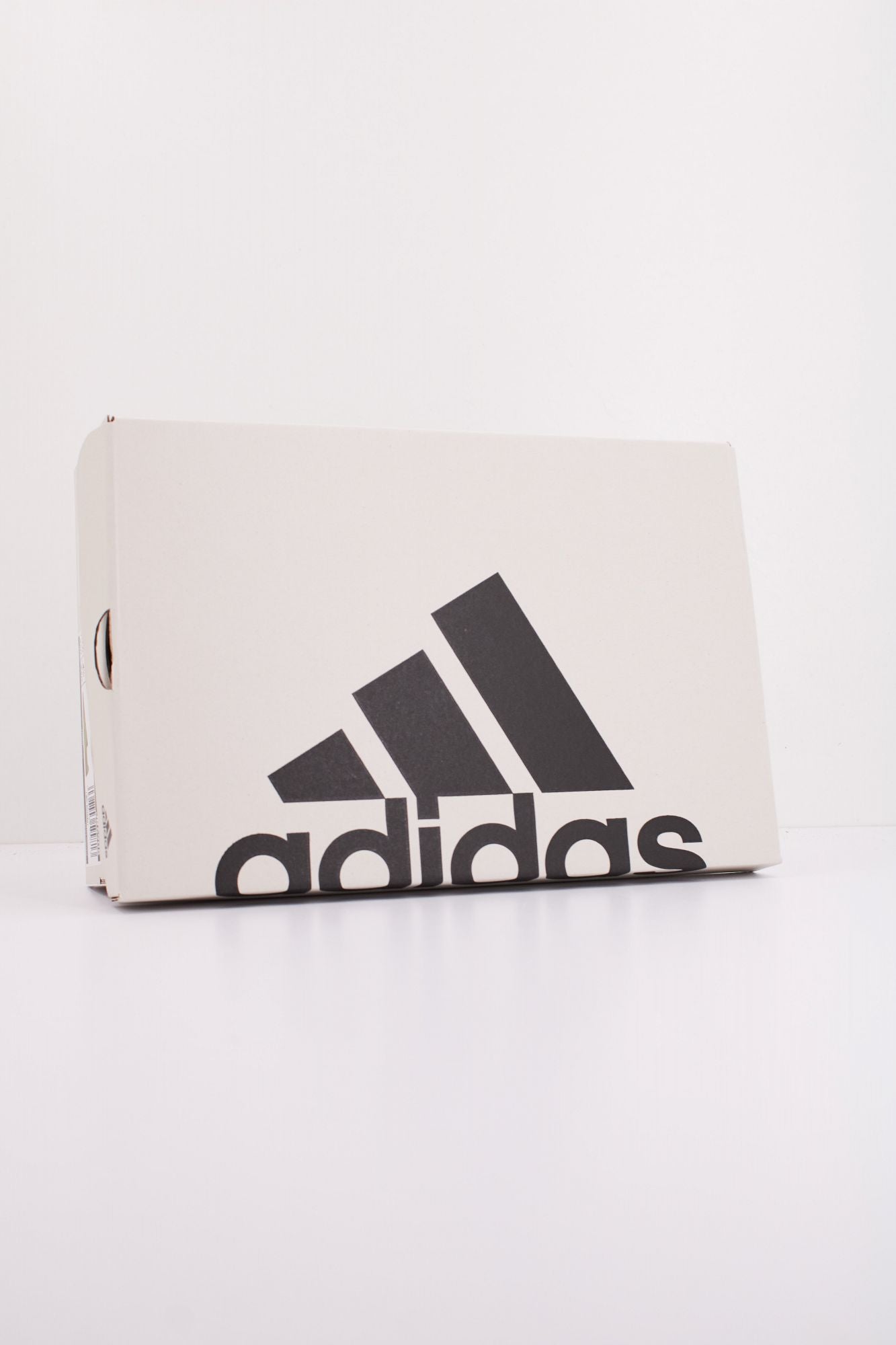 ADIDAS RUN 60s 3.0 en color GRIS (6)