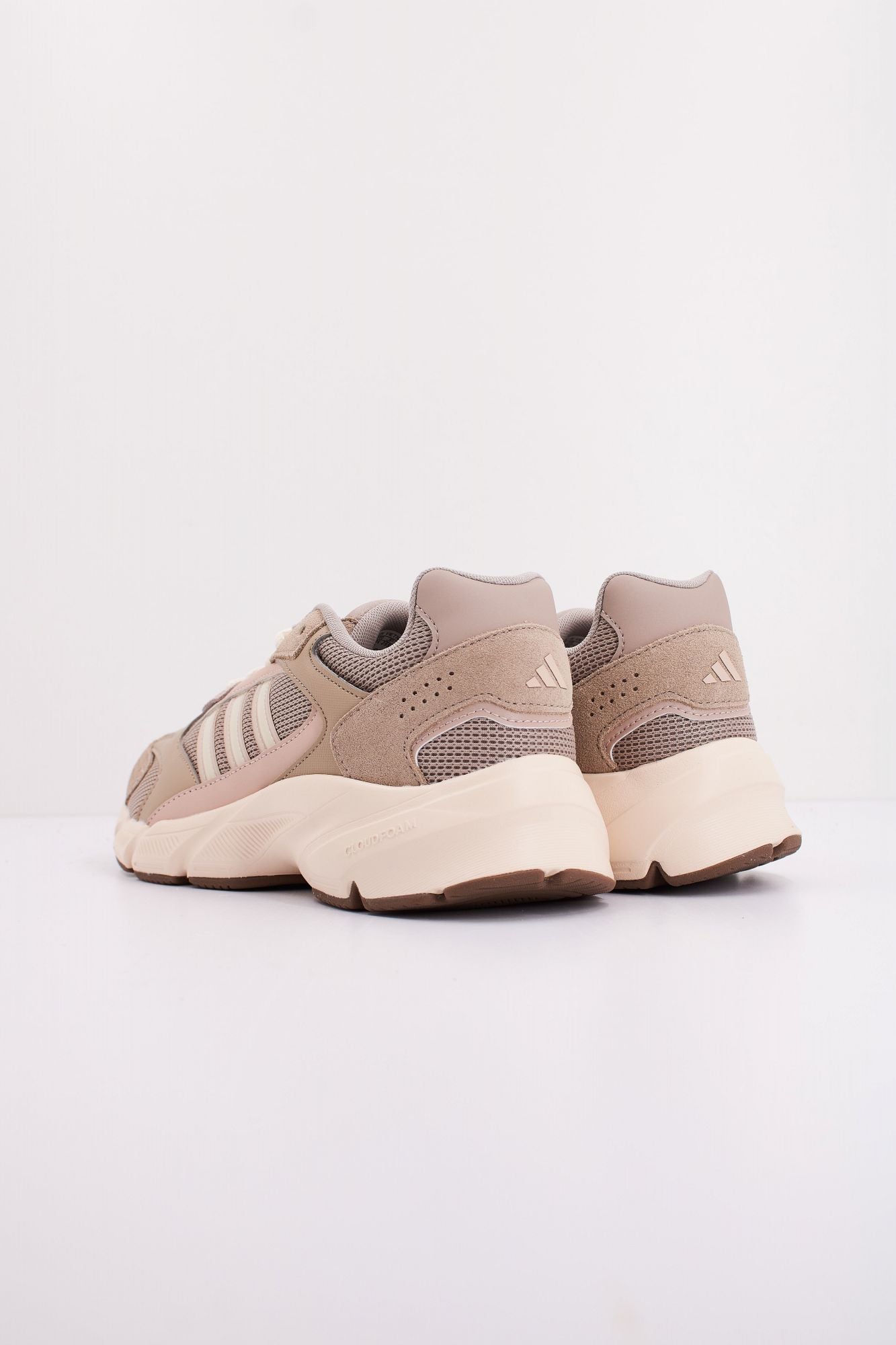 ADIDAS CRAZYCHAOS 2000 en color BEIS (4)