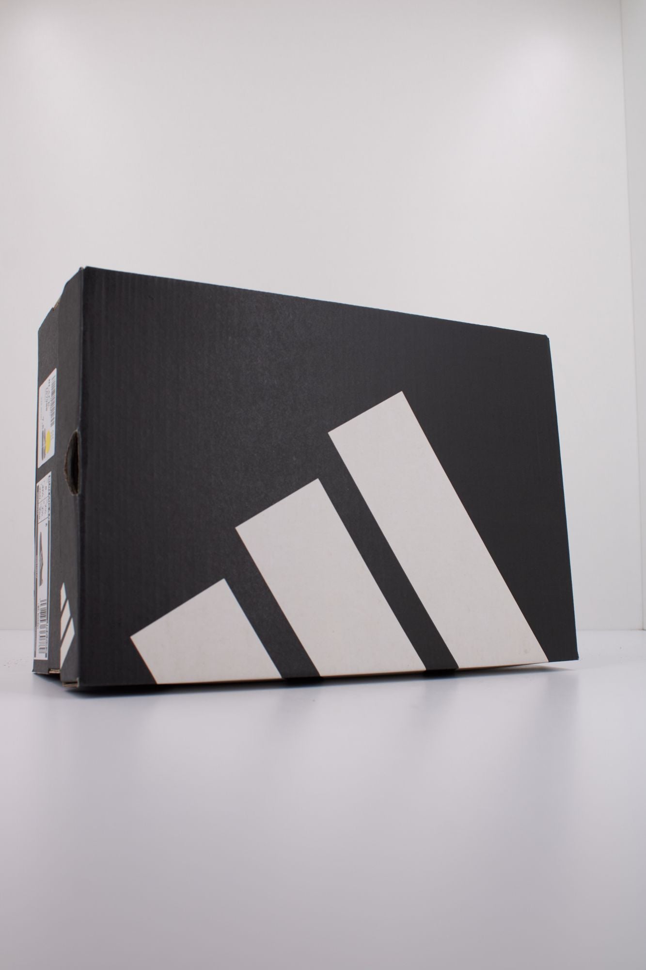 ADIDAS RUN 60s 4.0 en color NEGRO (6)