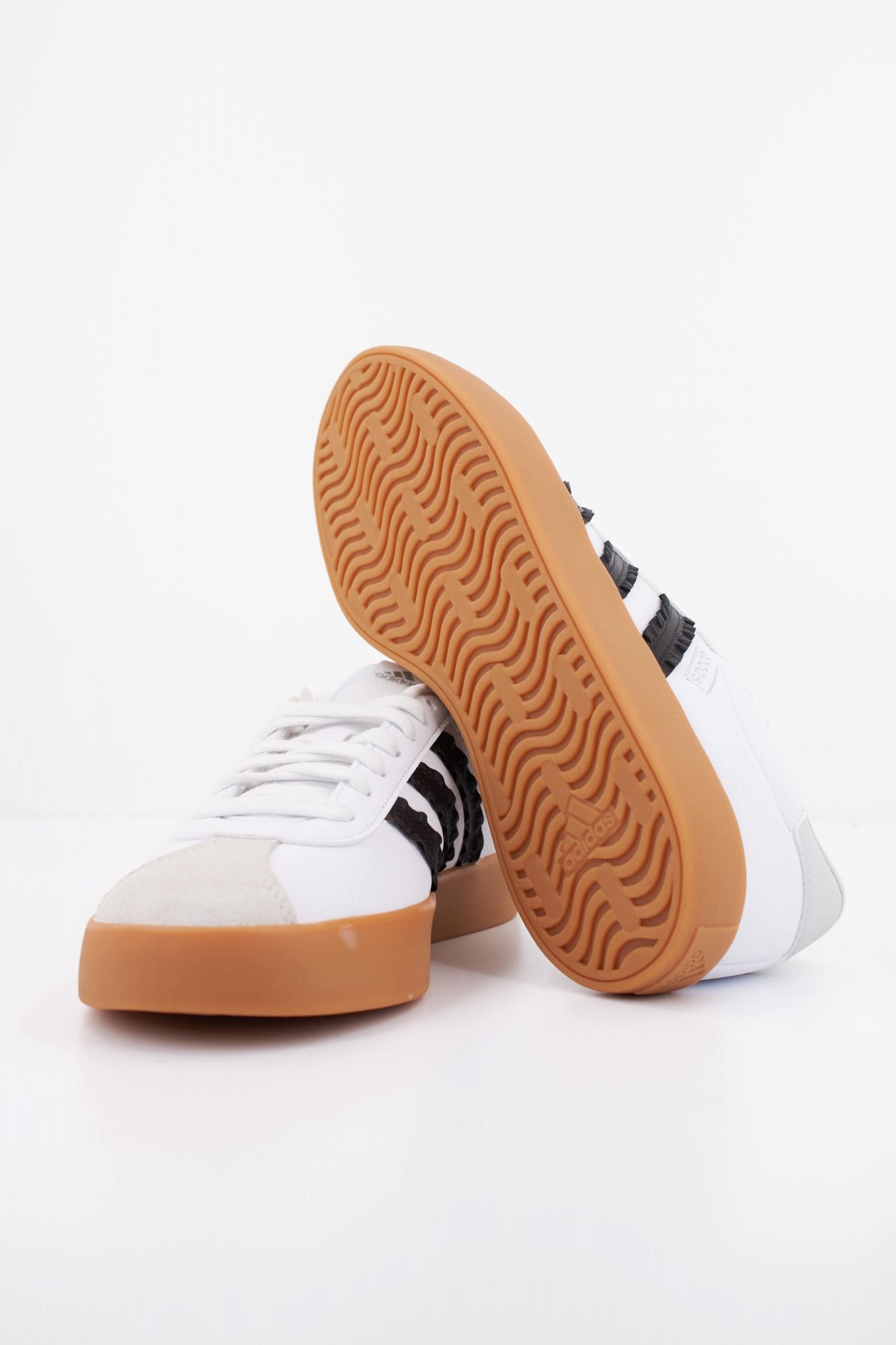 ADIDAS VL COURT 3.0 en color BLANCO (5)