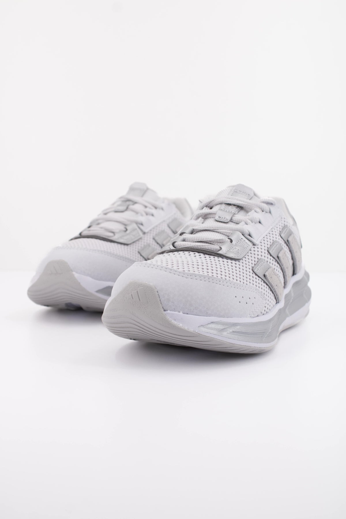 ADIDAS ASTRASTAR en color GRIS (2)