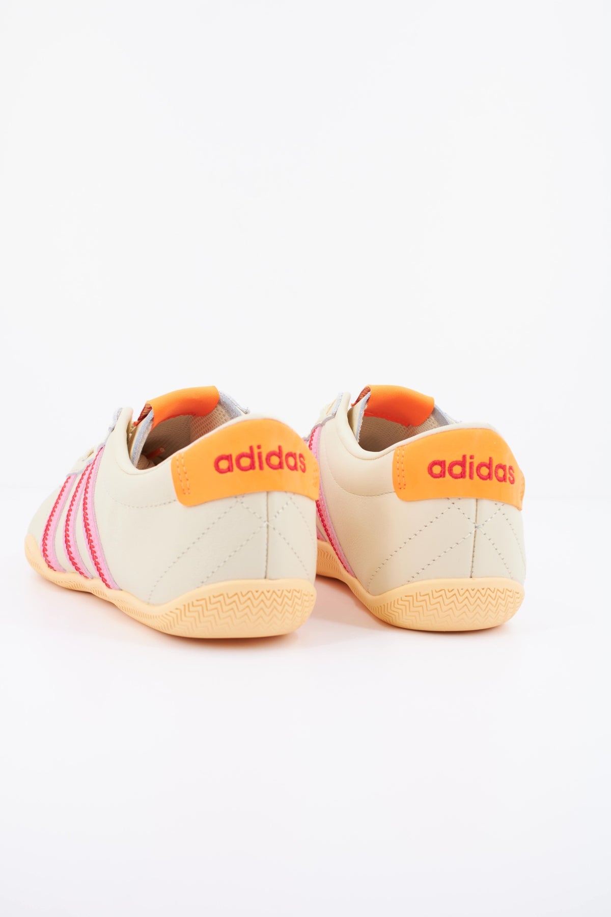 ADIDAS GRAND COURT LO en color BEIS (4)