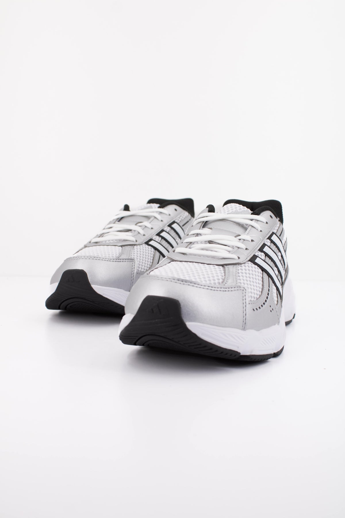 ADIDAS TECHNOCHAOS 2000 en color BLANCO (2)