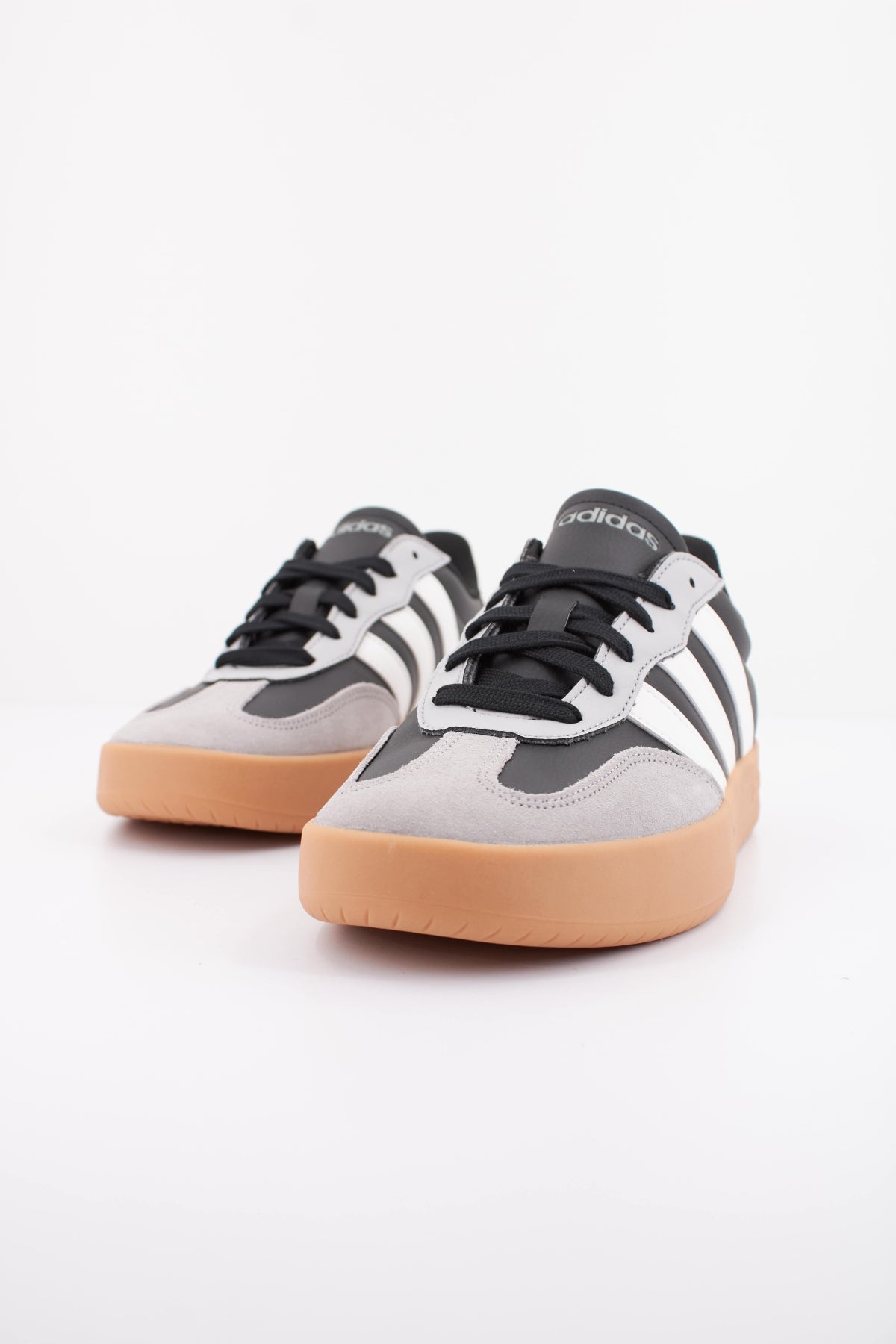 ADIDAS BARREDA en color NEGRO (2)