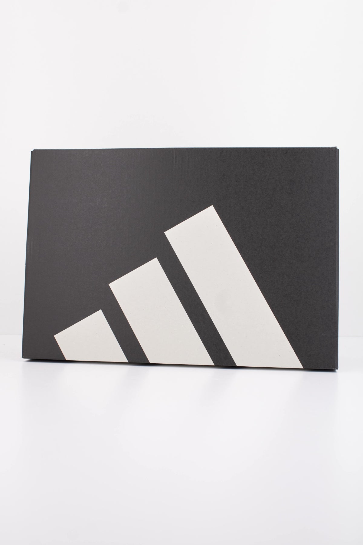 ADIDAS ASTRASTAR en color BEIS (6)