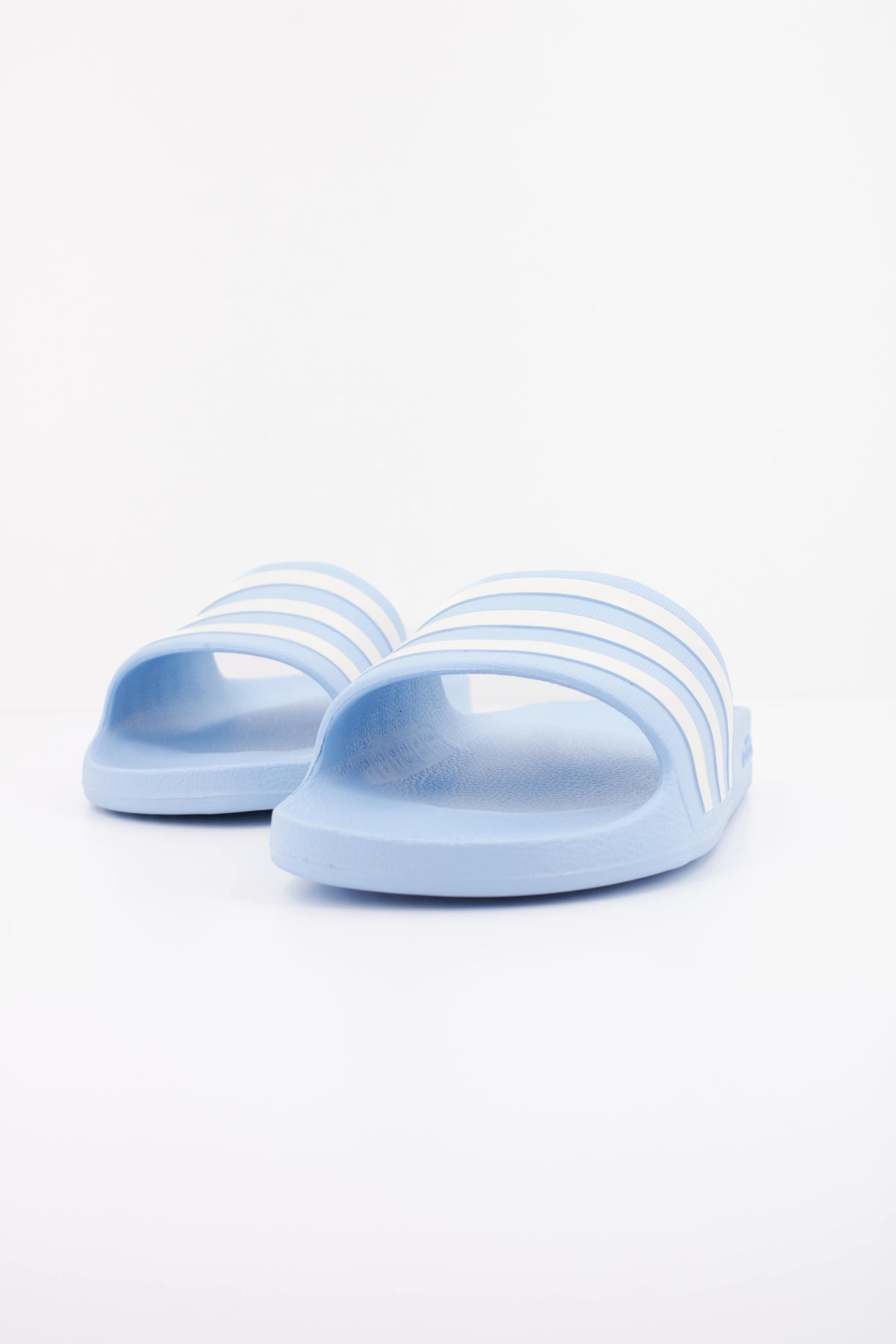 ADIDAS ADILETTE AQUA en color AZUL (2)