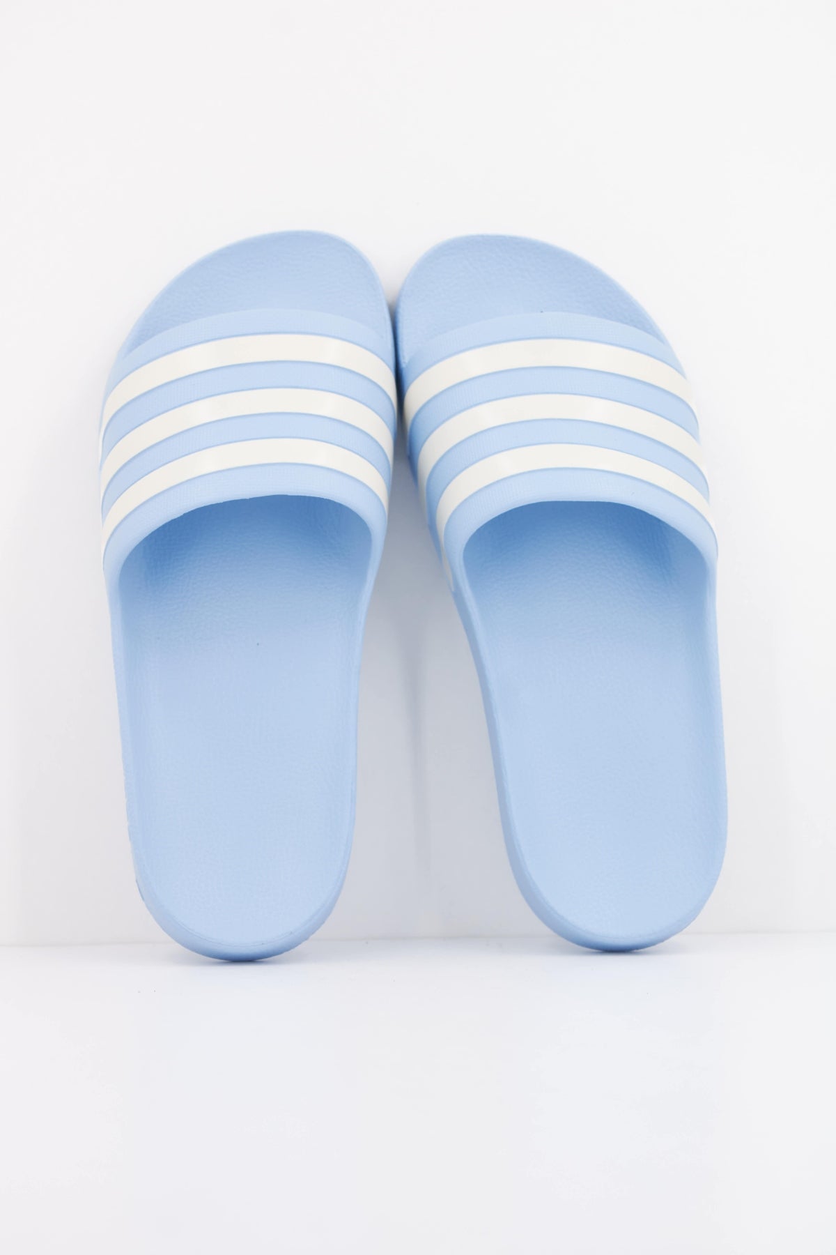 ADIDAS ADILETTE AQUA en color AZUL (3)