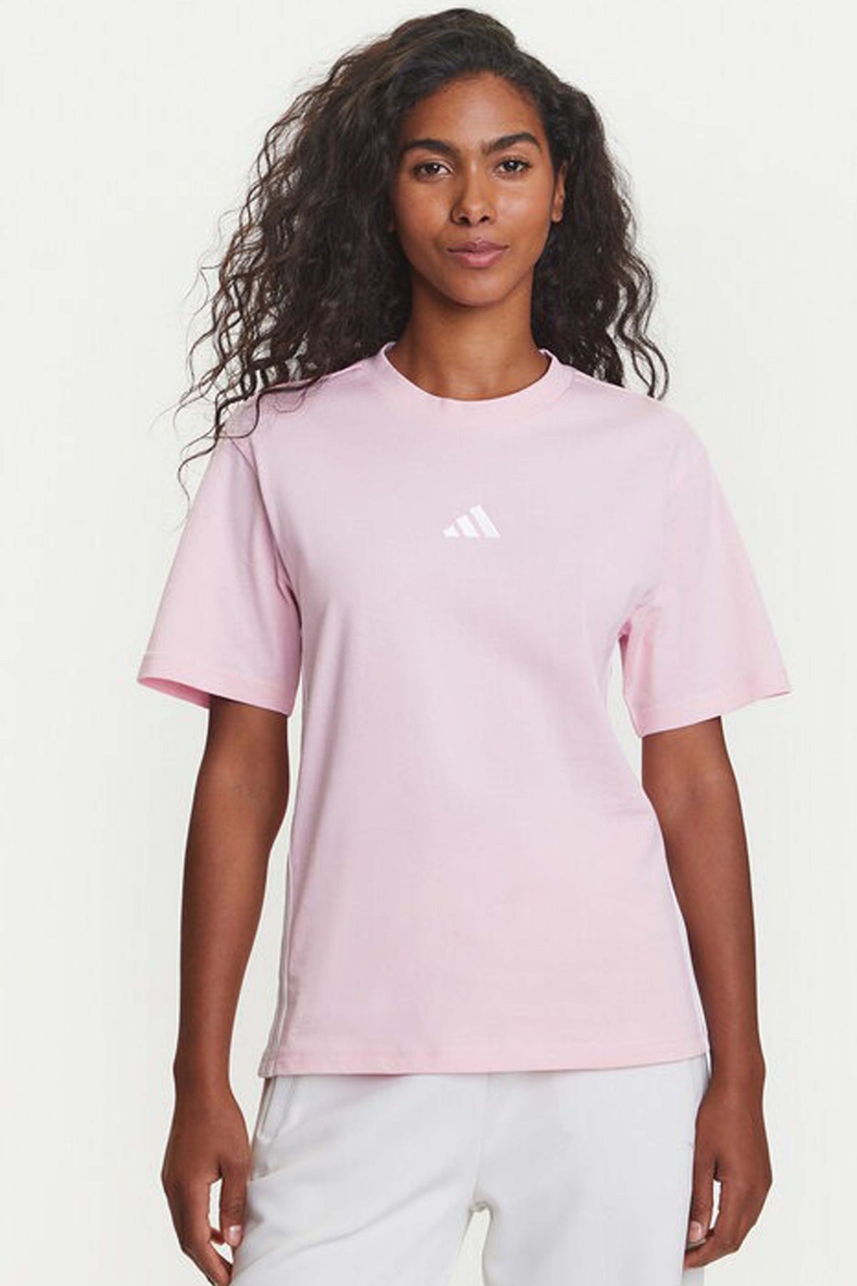 ADIDAS JE1226  en color ROSA (1)