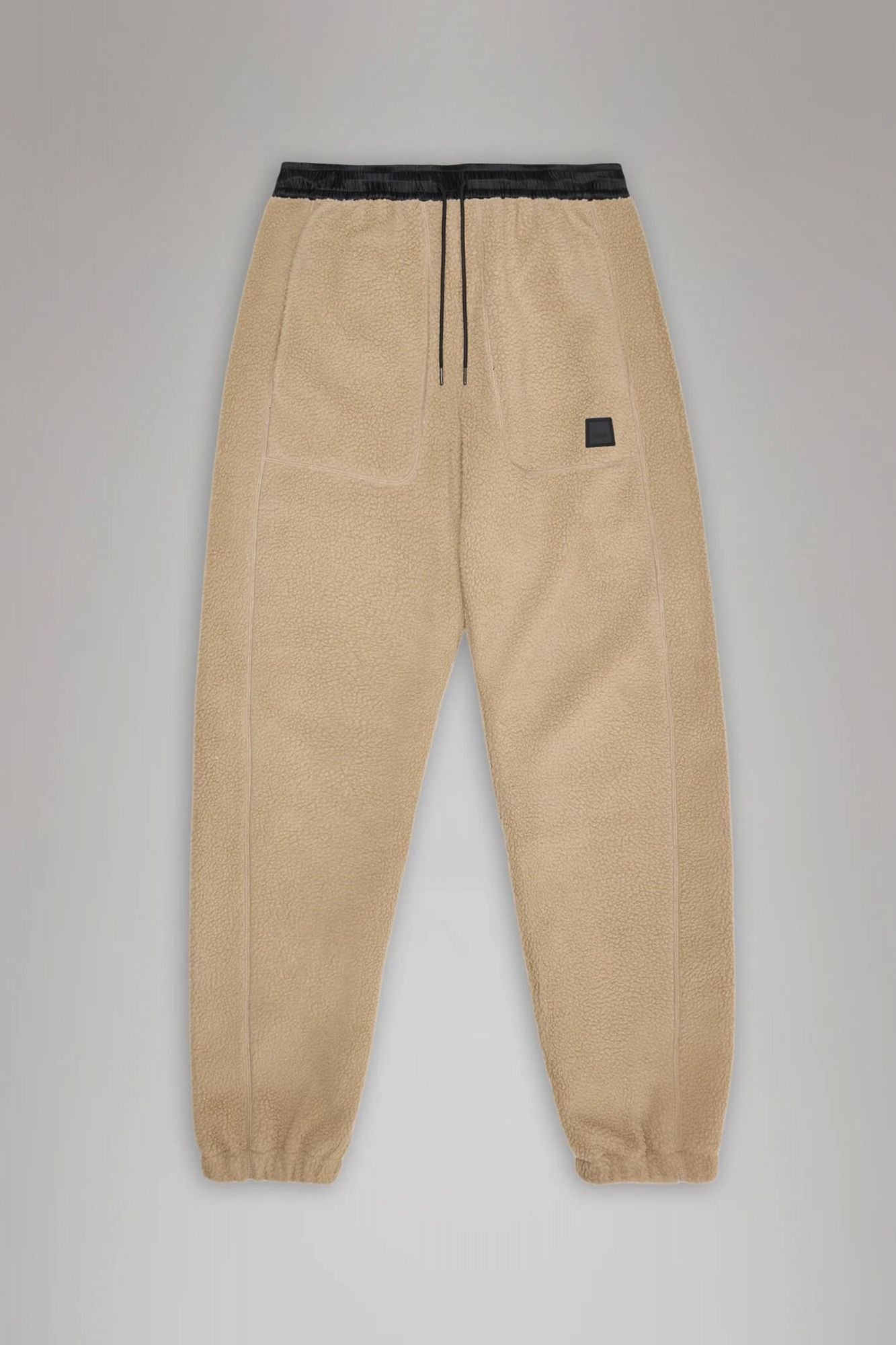 RAINS  YERMO FLEECE PANTS REGULAR  en color BEIS (2)