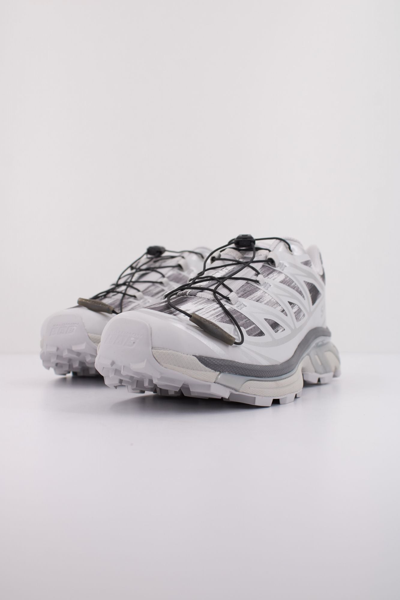 SALOMON  XT 6 CAMO en color GRIS (2)