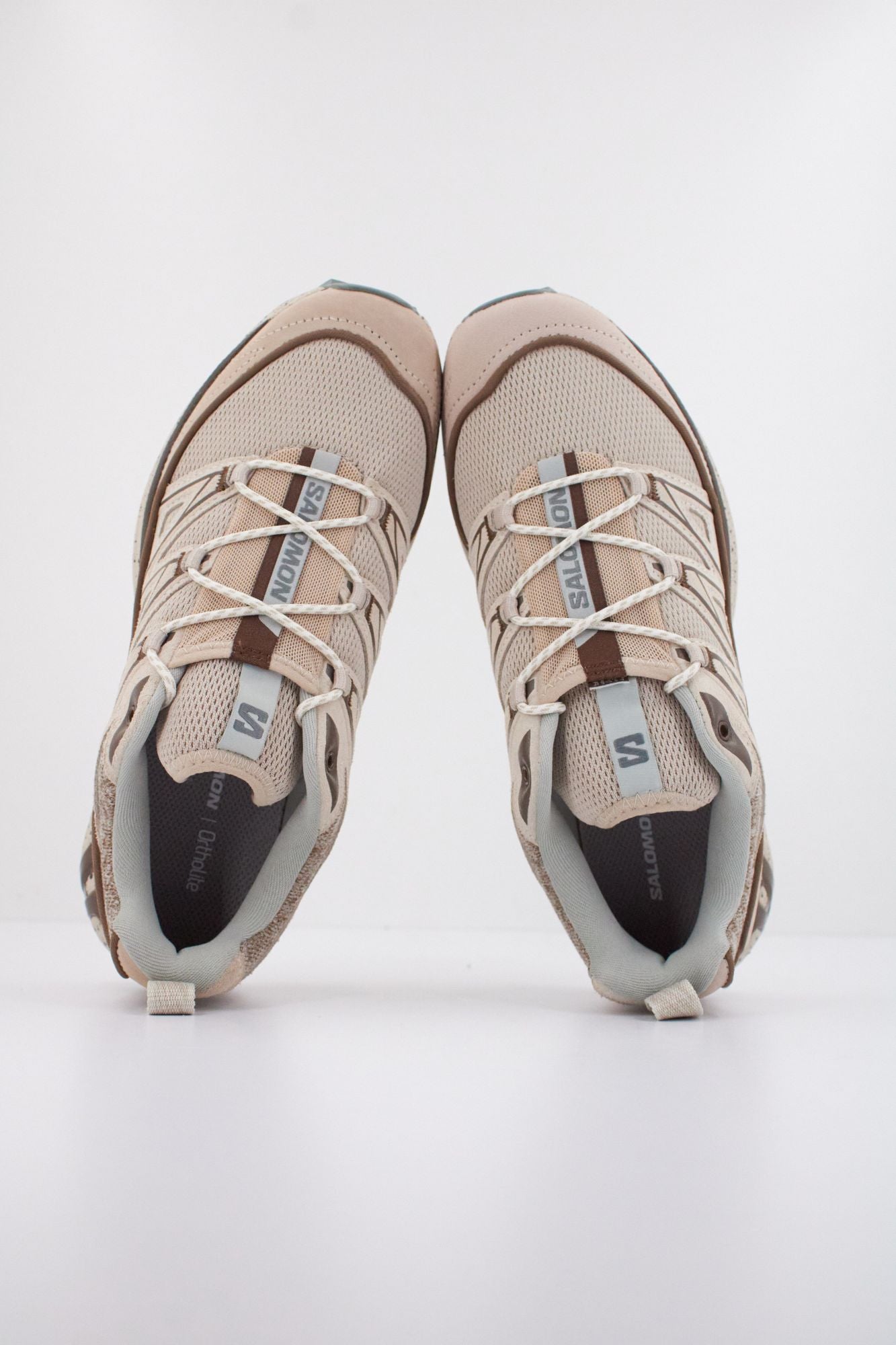 SALOMON  BAJO XT 6 EXPANSE  en color MARRON (3)