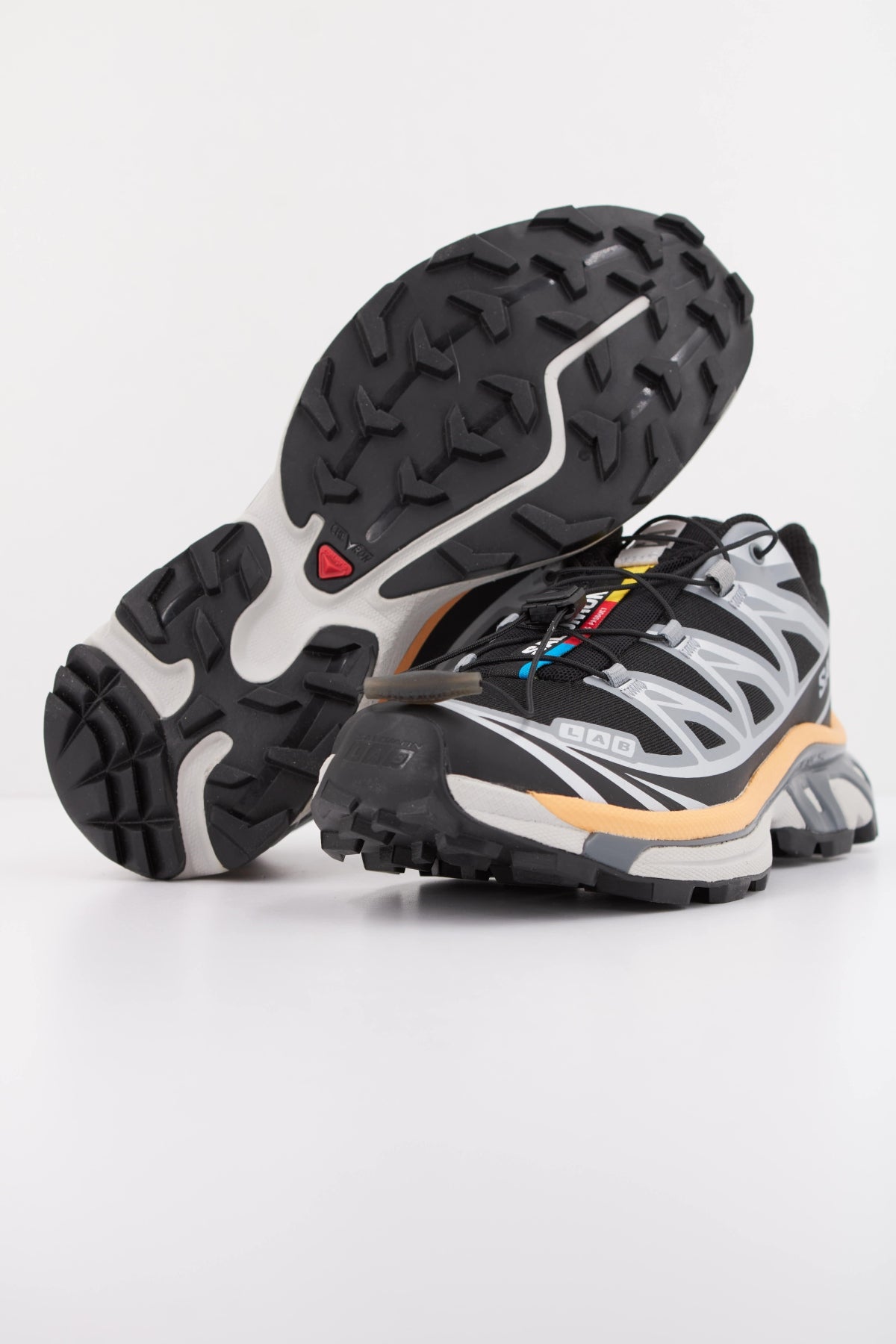 SALOMON XT 6 en color NEGRO (5)