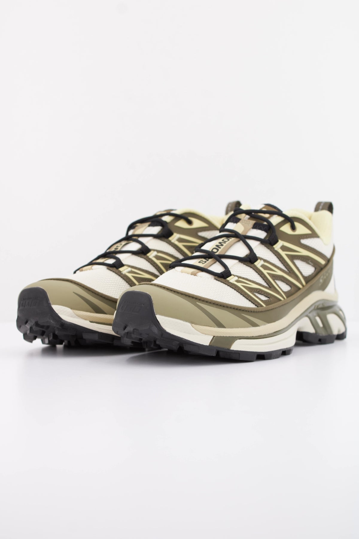 SALOMON XT 6 EXPANSE en color VERDE (2)