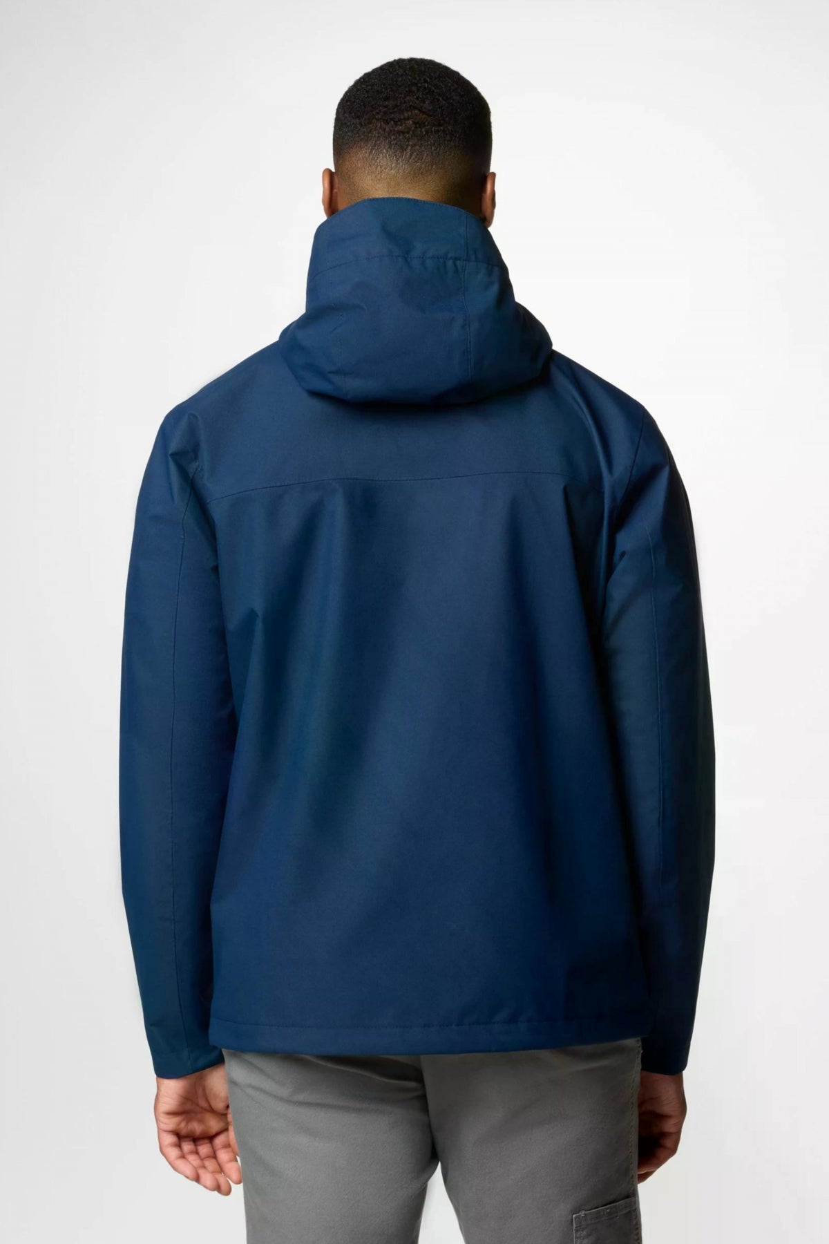 COLUMBIA HIKEBOUND II JACKET en color AZUL (2)