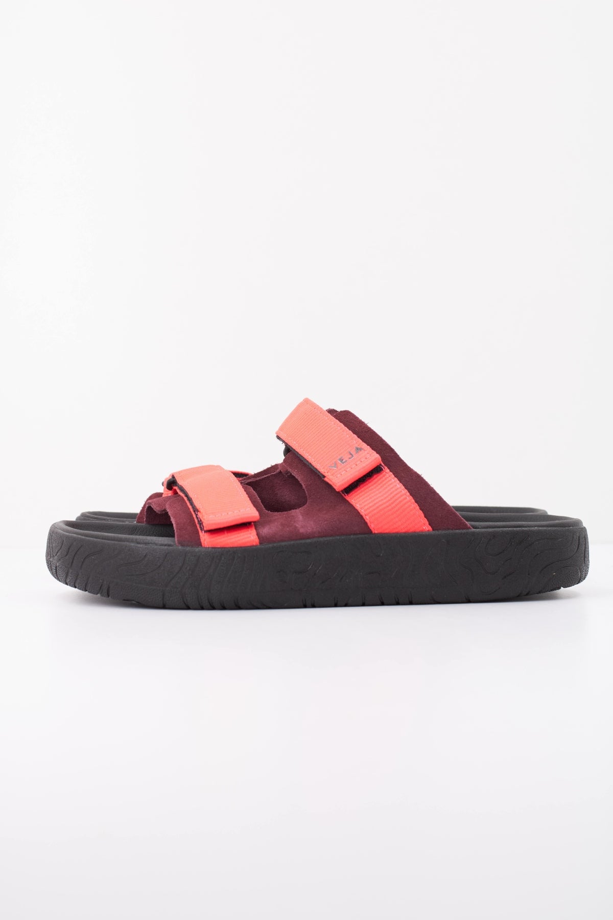 VEJA  SANDALIA ARPOADOR  en color ROSA (1)