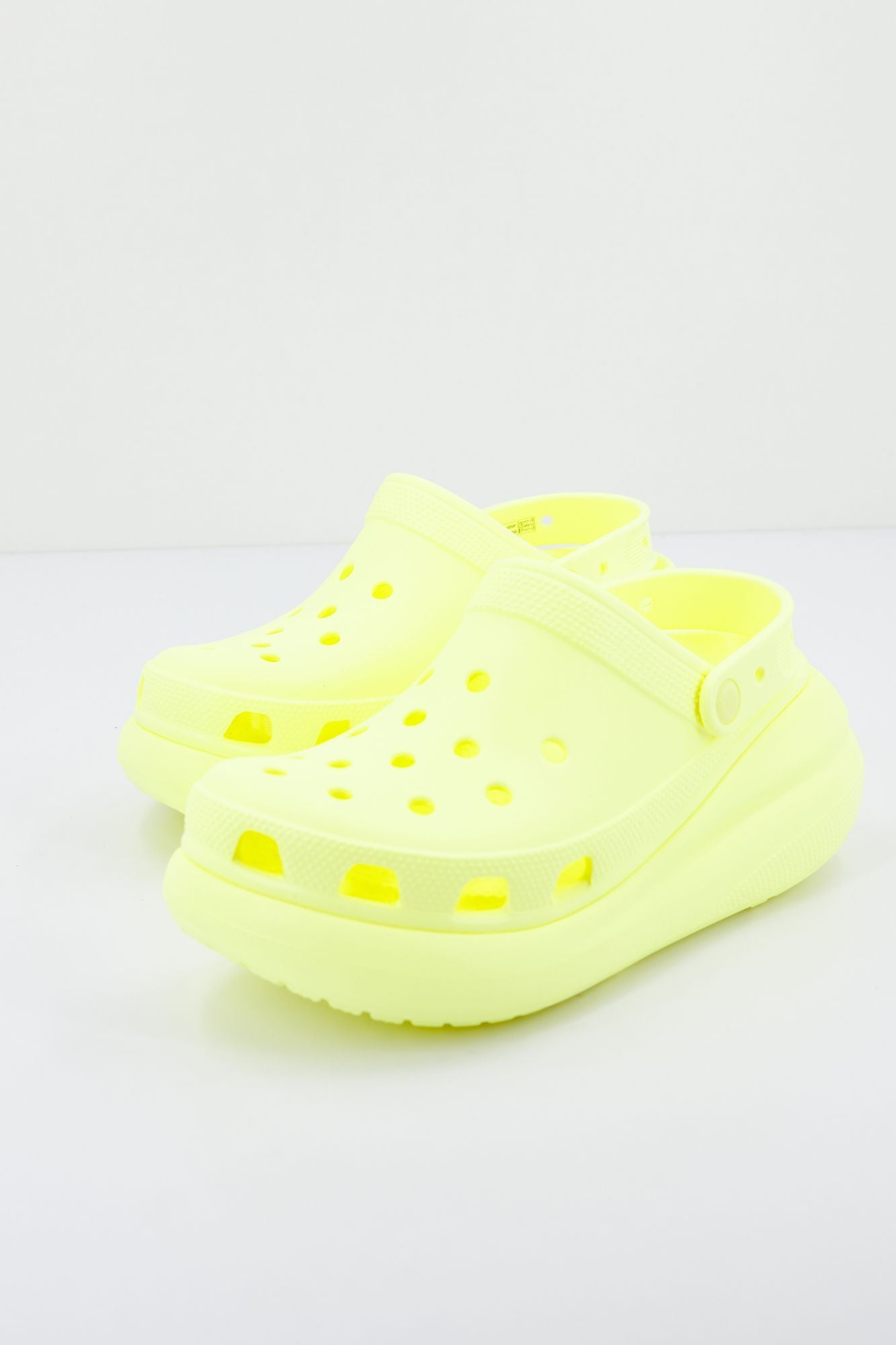 CROCS CRUSH CLOG en color AMARILLO (2)