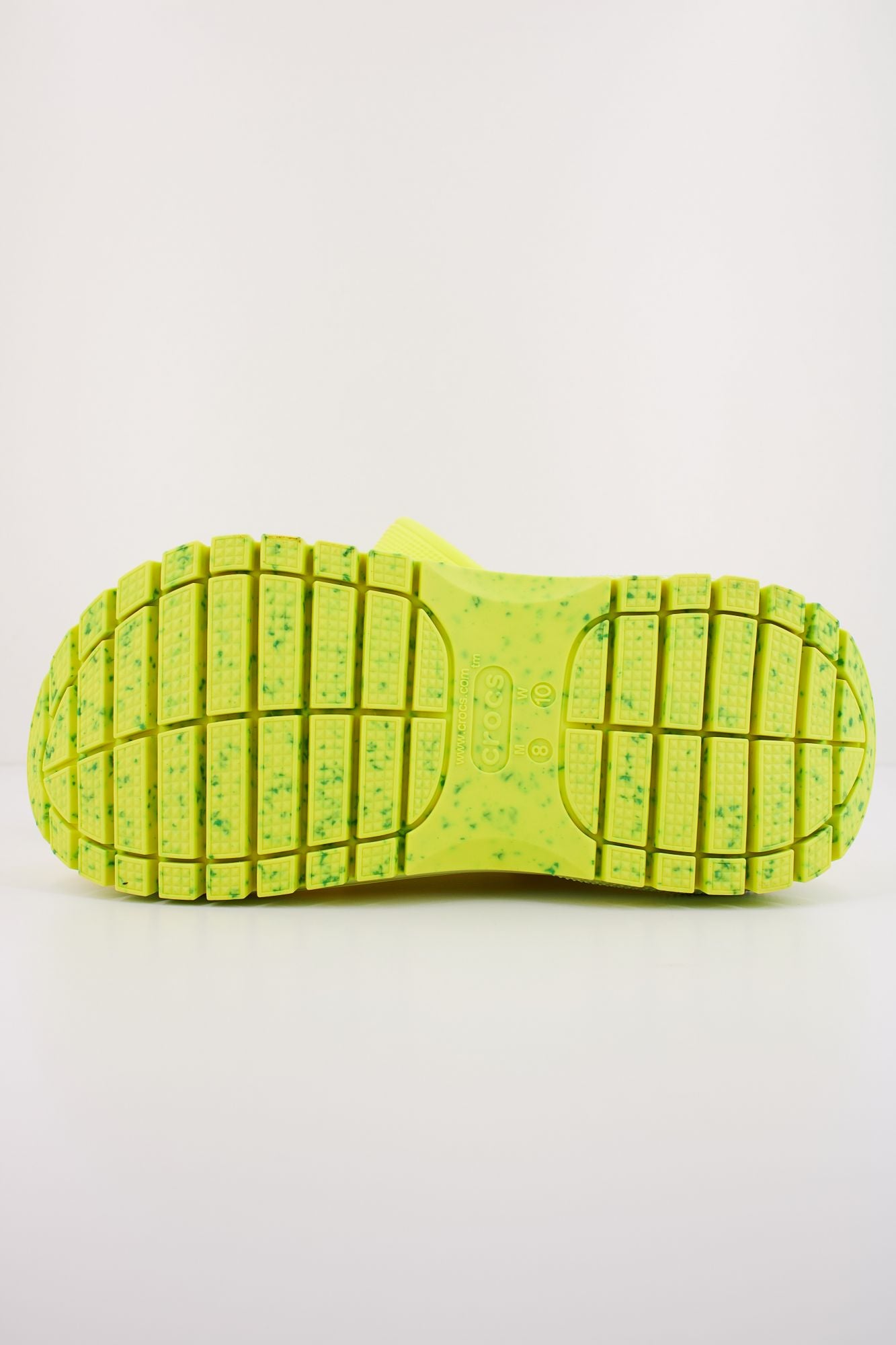 CROCS MEGA CRUSH CLOG en color AMARILLO (4)