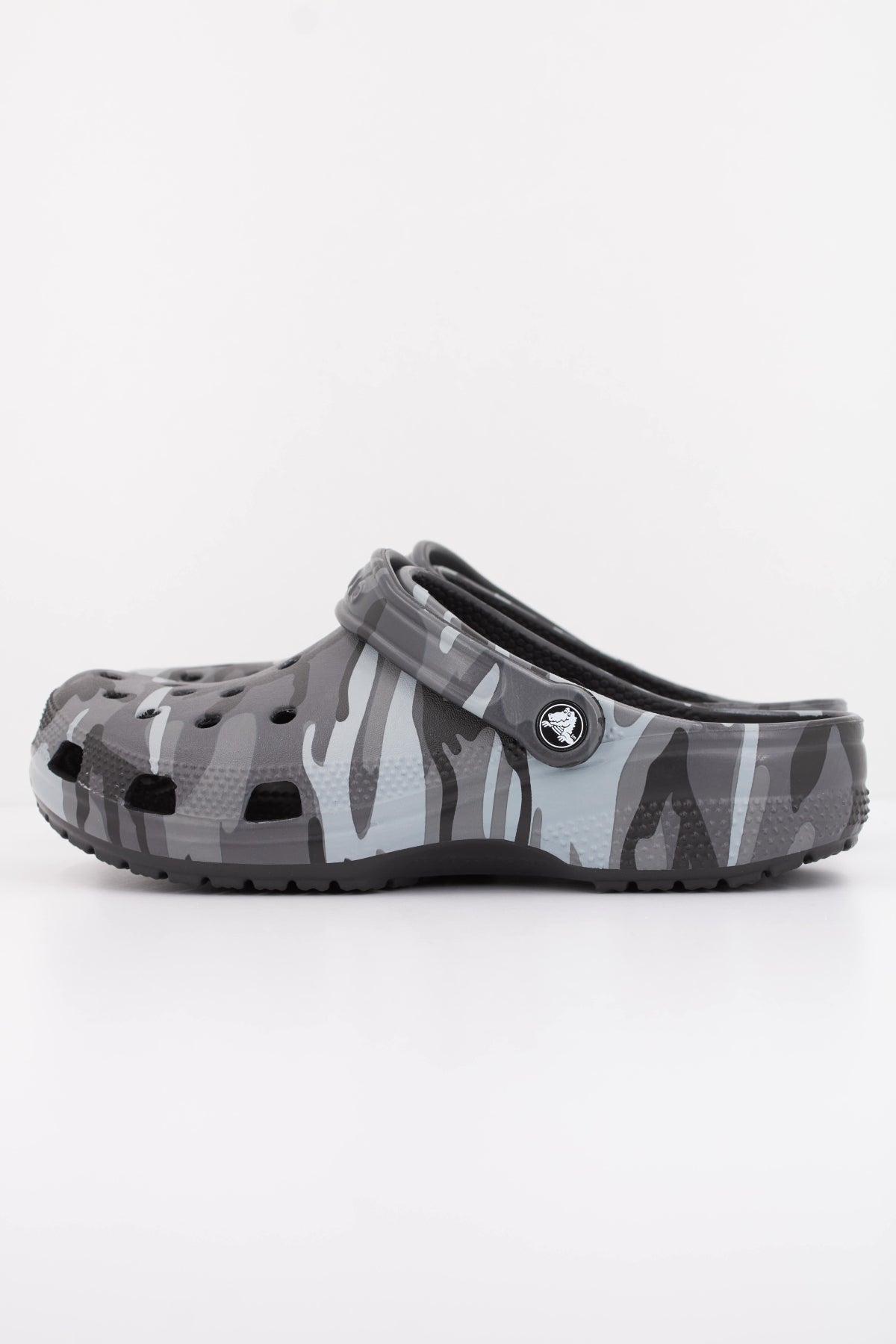 CROCS CLASSIC CAMOUFLAGE U en color VERDE (1)
