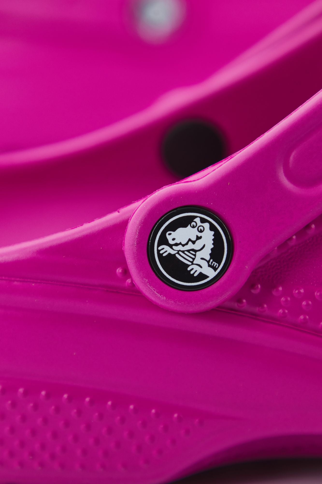CROCS CLASSIC U en color ROSA (4)