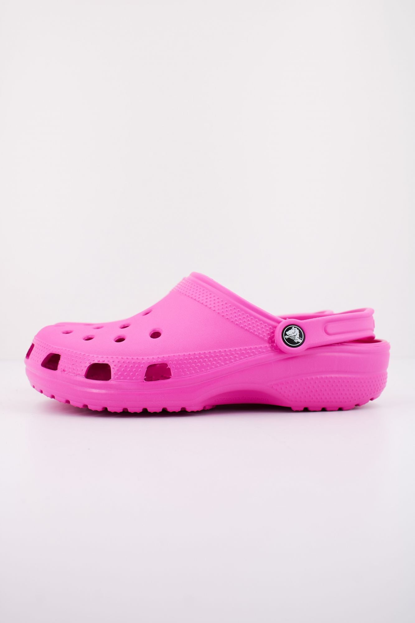 CROCS CLASSIC en color ROSA (1)