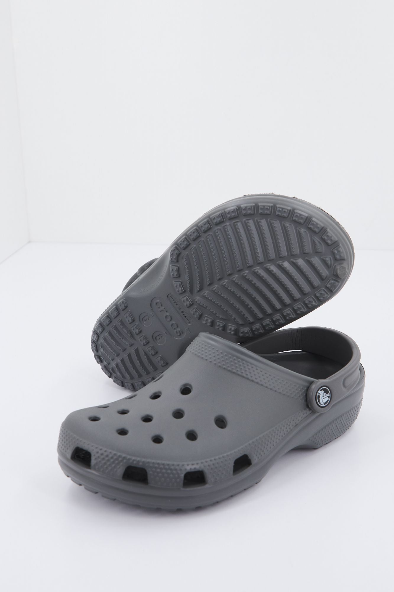 CROCS CLASSIC U en color GRIS (3)