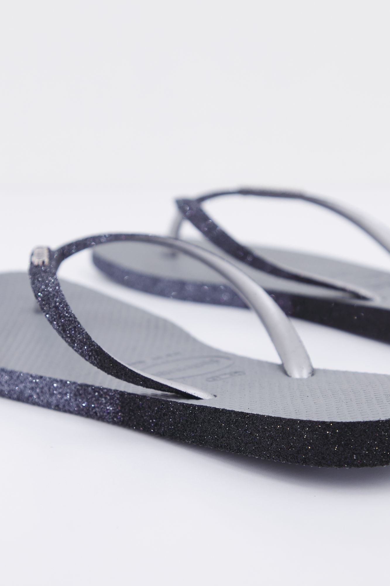 HAVAIANAS SLIM SPARKLE II en color GRIS (3)