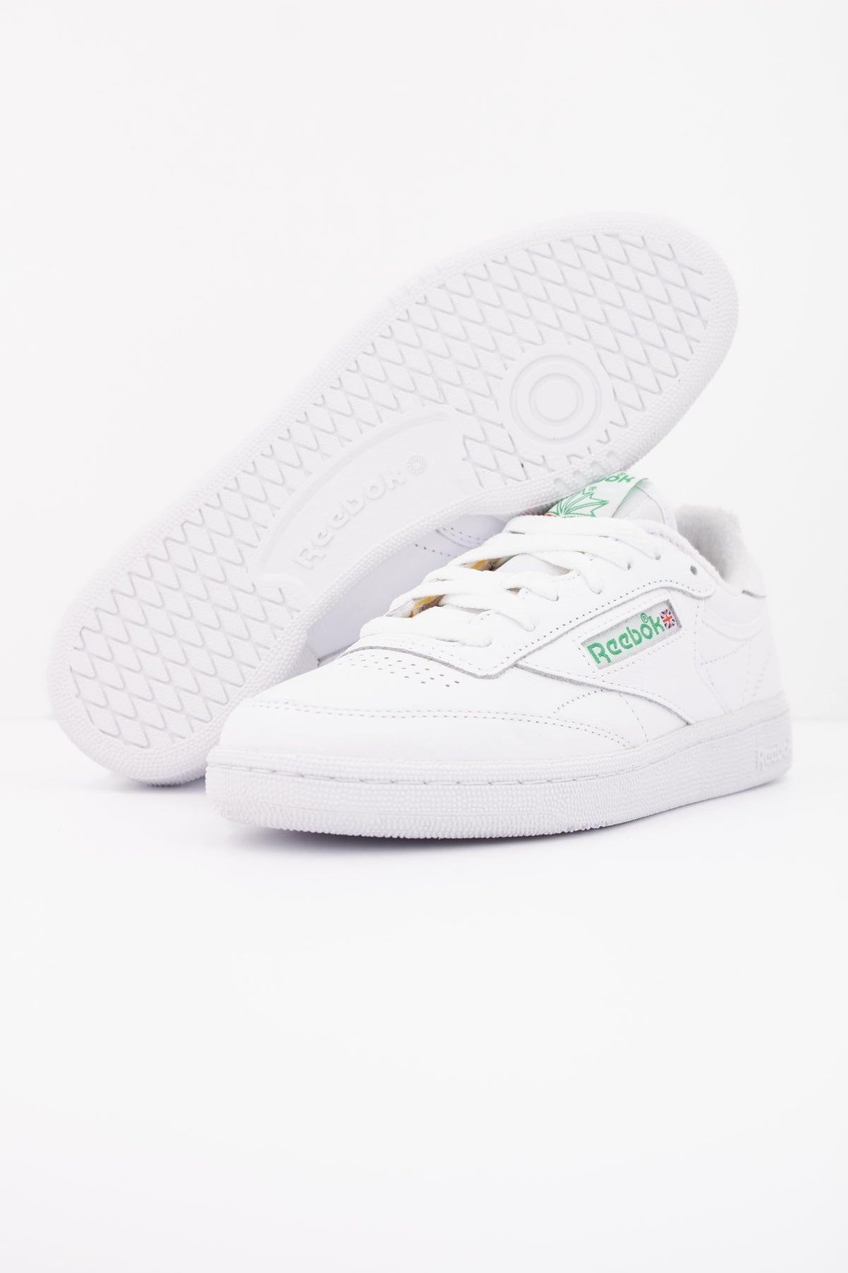 REEBOK CLUB C 85 en color BLANCO (5)