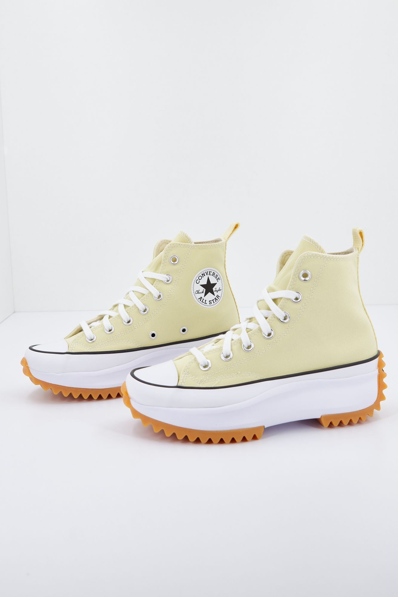 CONVERSE  RUN STAR HIKE en color AMARILLO (1)