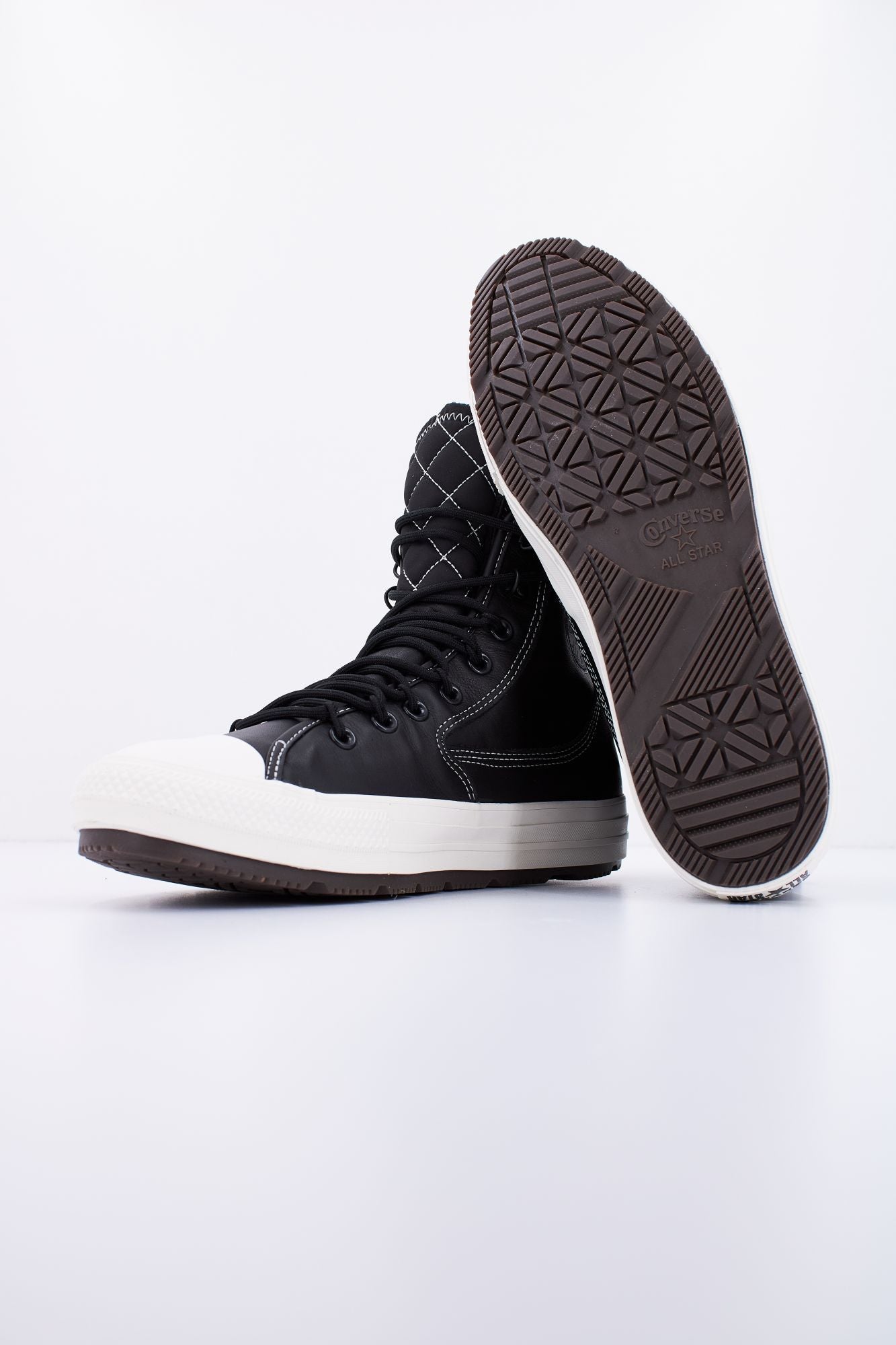 CONVERSE CHUCK TAYLOR ALL STAR ALL TERRAIN HI en color NEGRO (4)