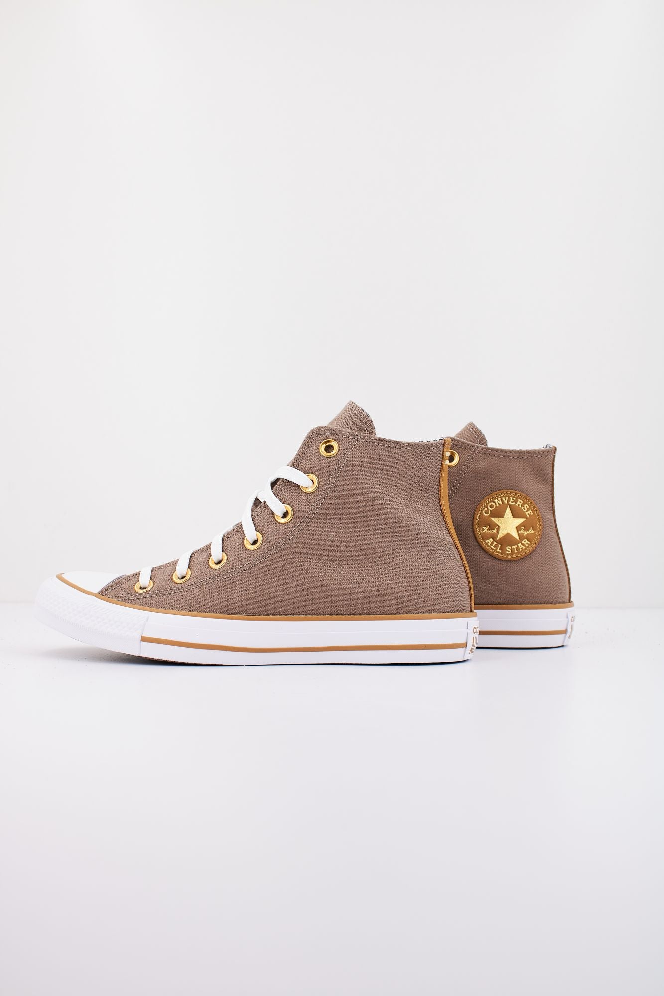 CONVERSE CHUCK TAYLOR ALL STAR en color MARRON (1)