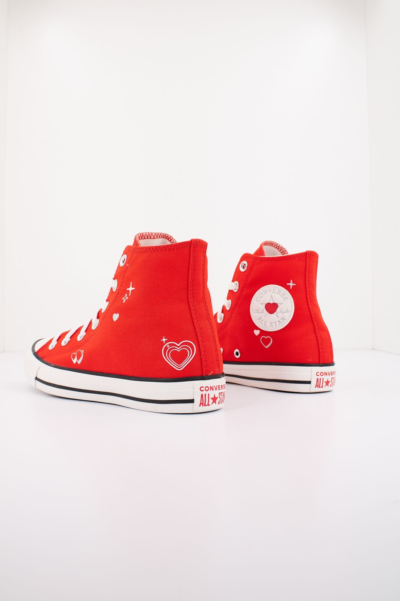 CONVERSE CHUCK TAYLOR ALL STAR Y2K HEART en color ROJO (3)