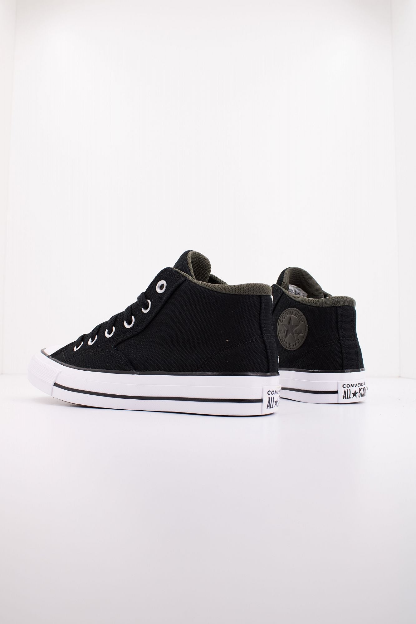 CONVERSE CHUCK TAYLOR ALL STAR MALDEN STREET en color NEGRO (3)