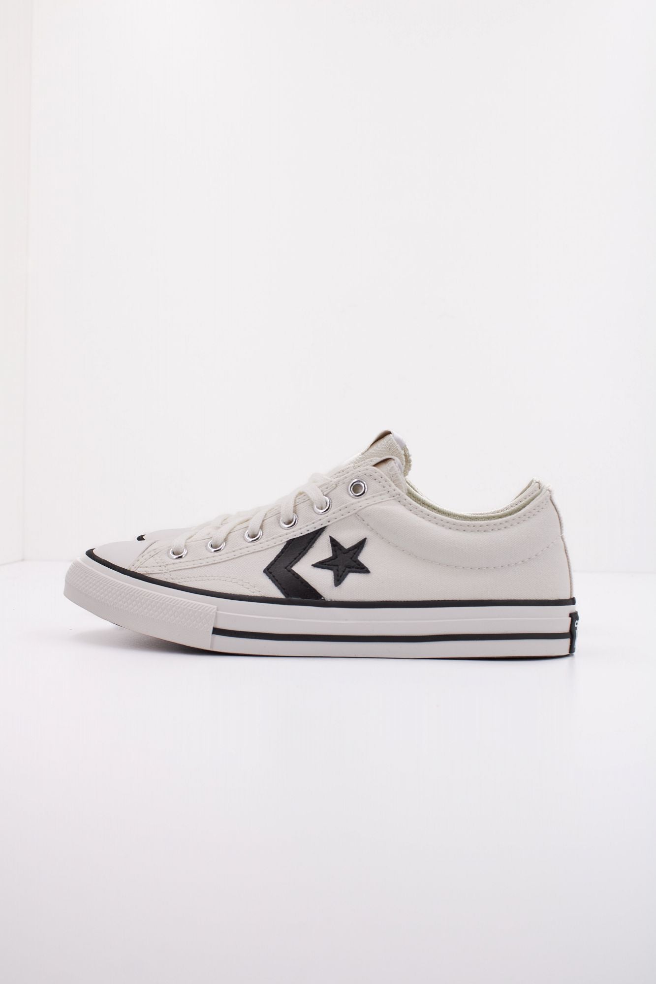 CONVERSE  STAR PLAYER 76 en color BLANCO (1)
