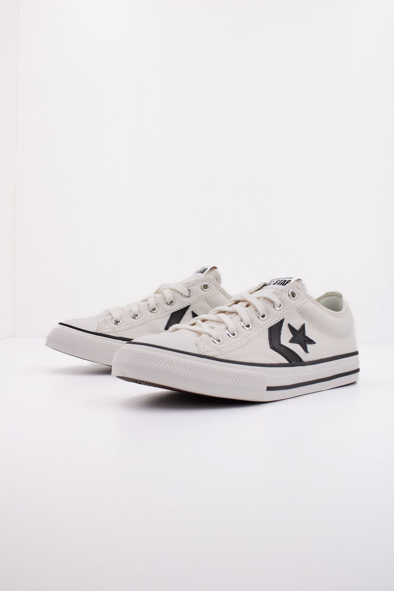 CONVERSE  STAR PLAYER 76 en color BLANCO (2)